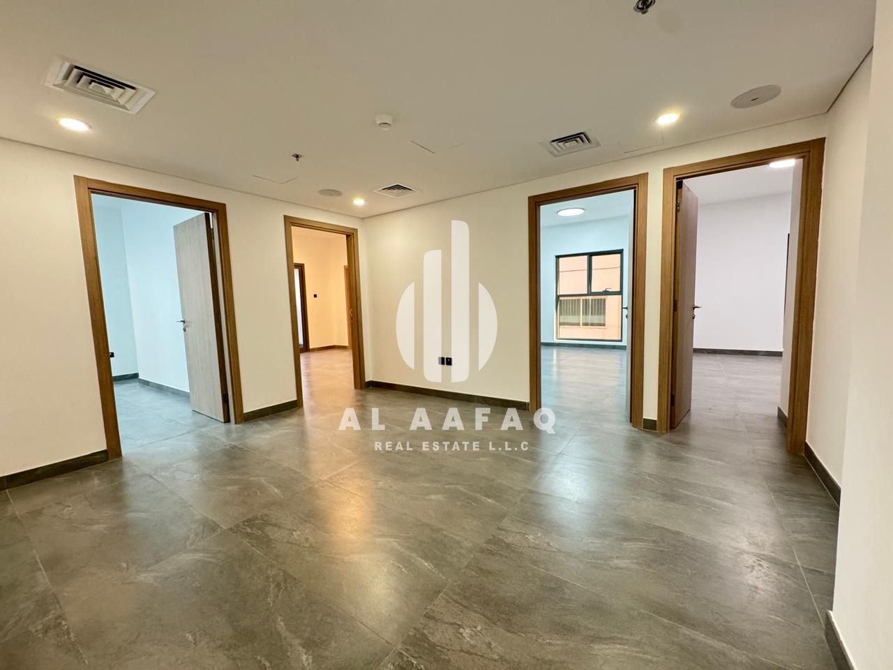 Exquisite Luxury Brand new 4BHK| Big Terrace | Sea View | 2 Parking free
