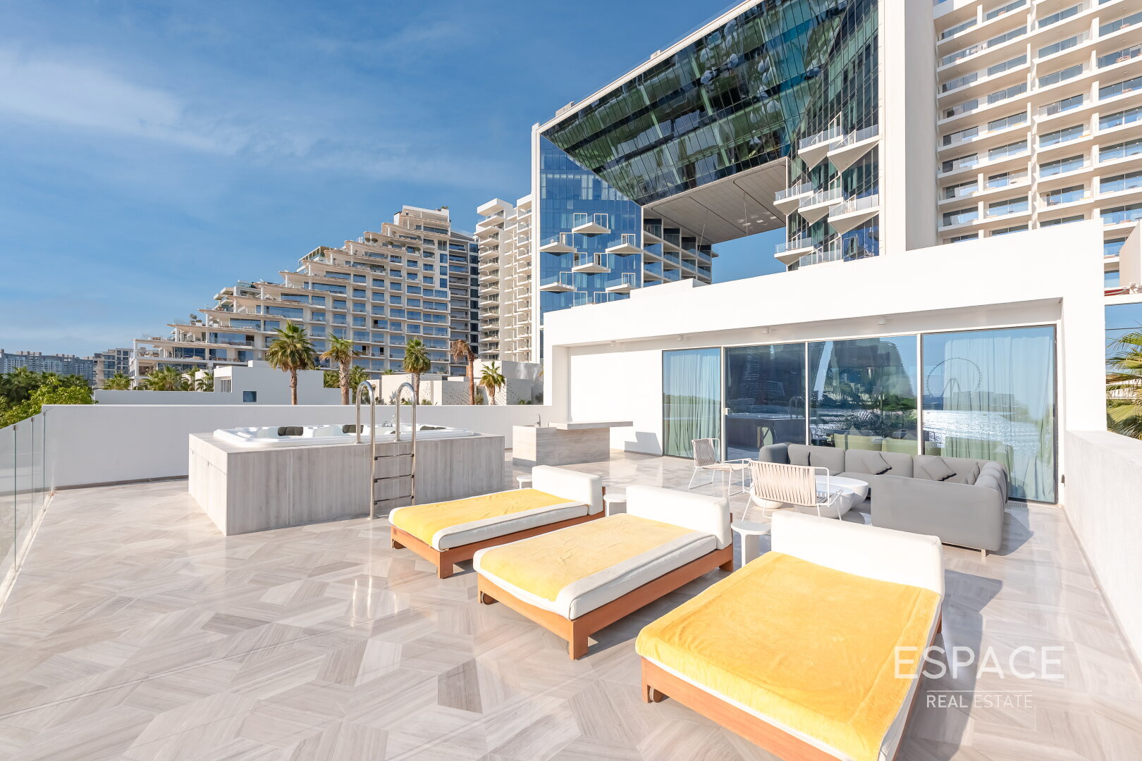 Presidential | Private Pool | Beachfront Living
