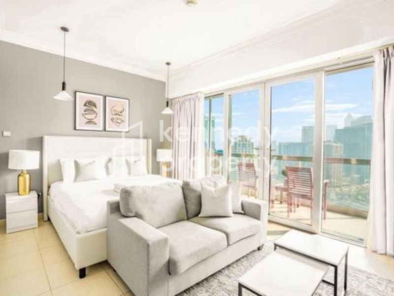 Upgraded Apartment | New Furniture | Iconic View