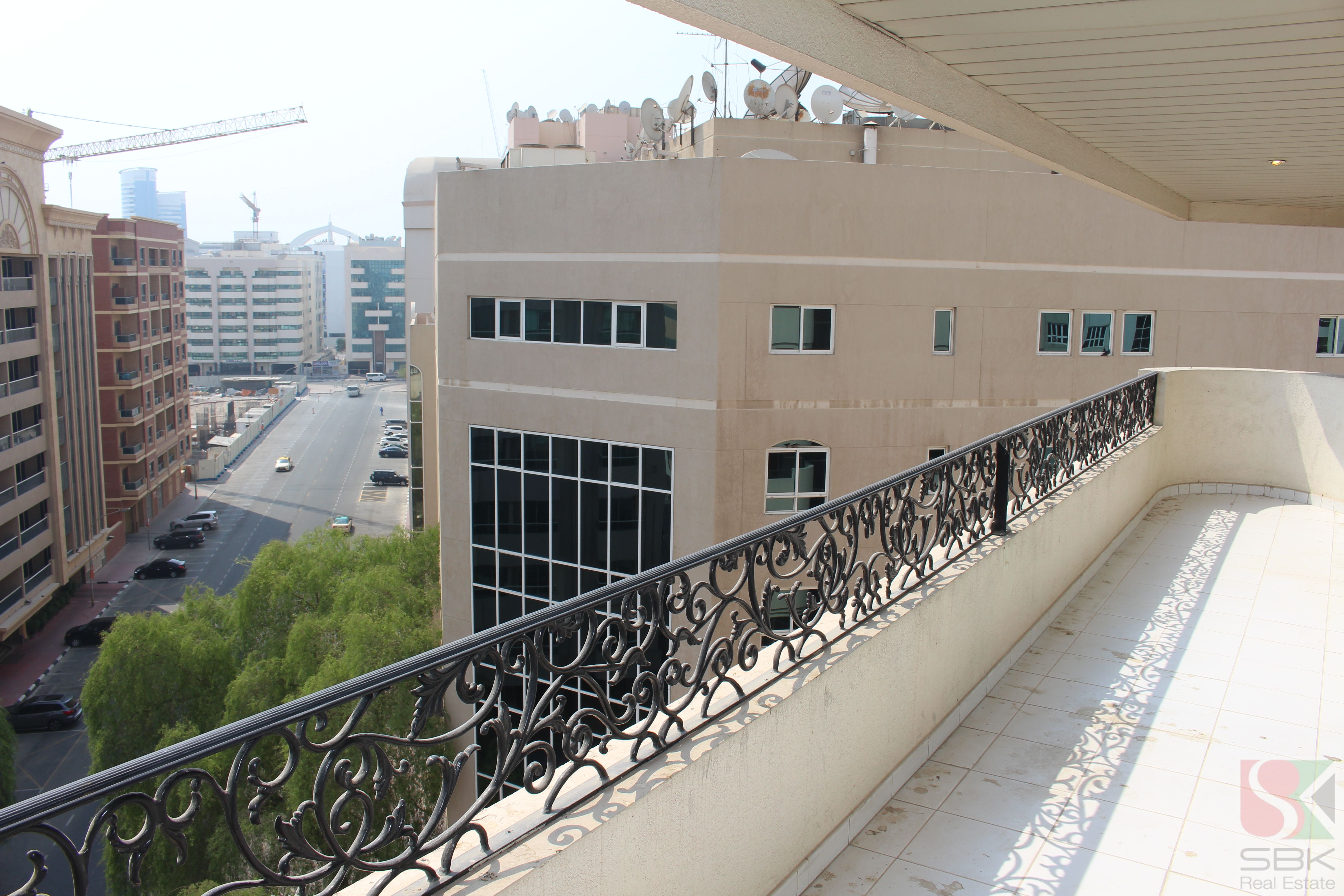 2 BHK FOR FAMILY IN MANKHOOL