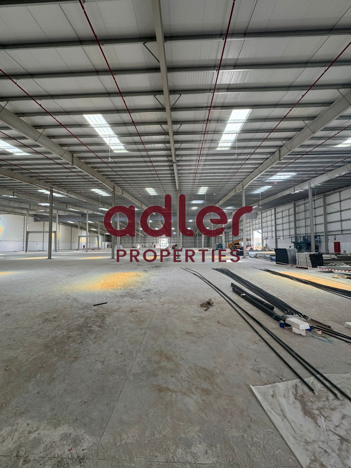 IDEAL WAREHOUSE SPACE AWAITS | A MODERN WAREHOUSE SOLUTION FOR YOUR EXPANDING BUSINESS NEEDS