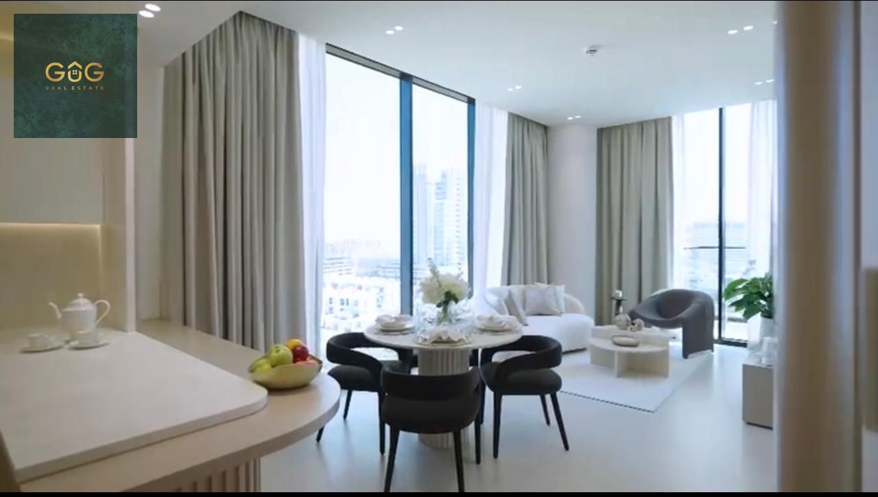 Fully Furnished I Large Layout | Ready to Move In | Vacant