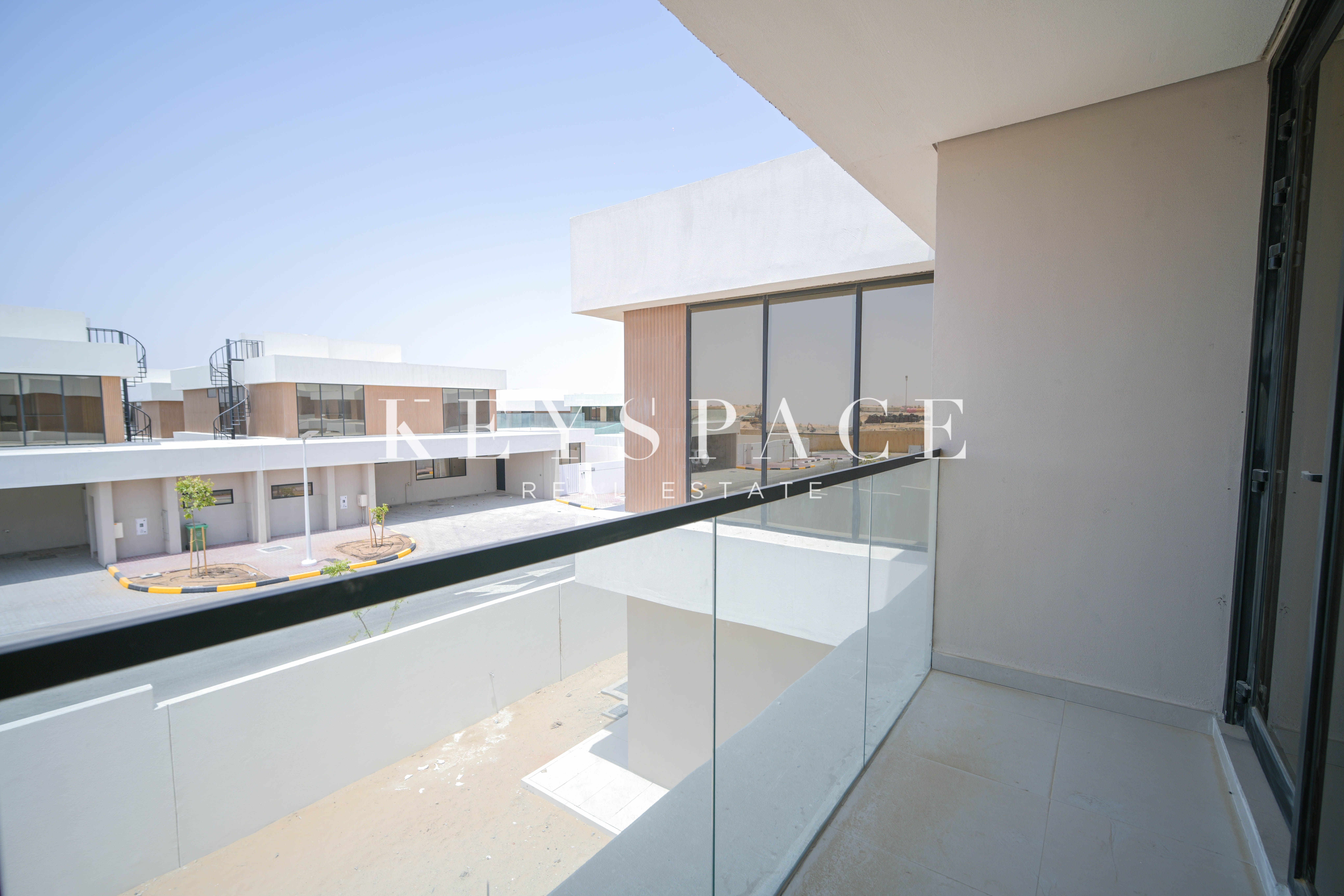 Luxurious 4-Bedroom Corner Villa | Expansive Layout | Contemporary Elegance | Golden Visa Opportunity | Resale