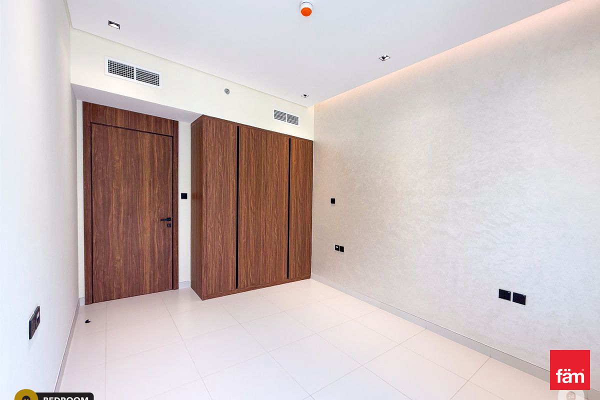 Luxury 1BR | Gym | Pool | Private Cinema Access