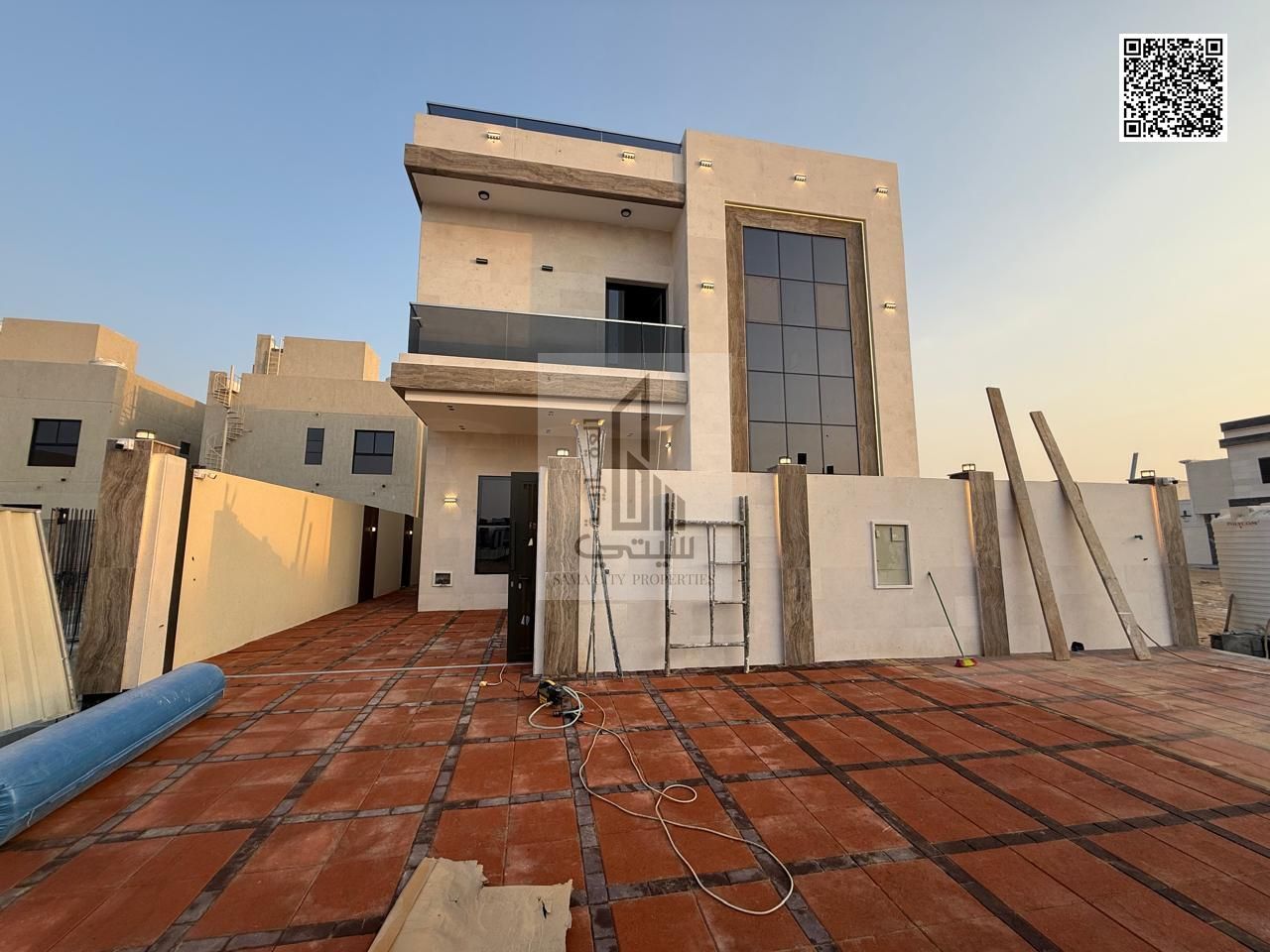 For sale, a modern villa with very distinctive finishing, in a fanan location