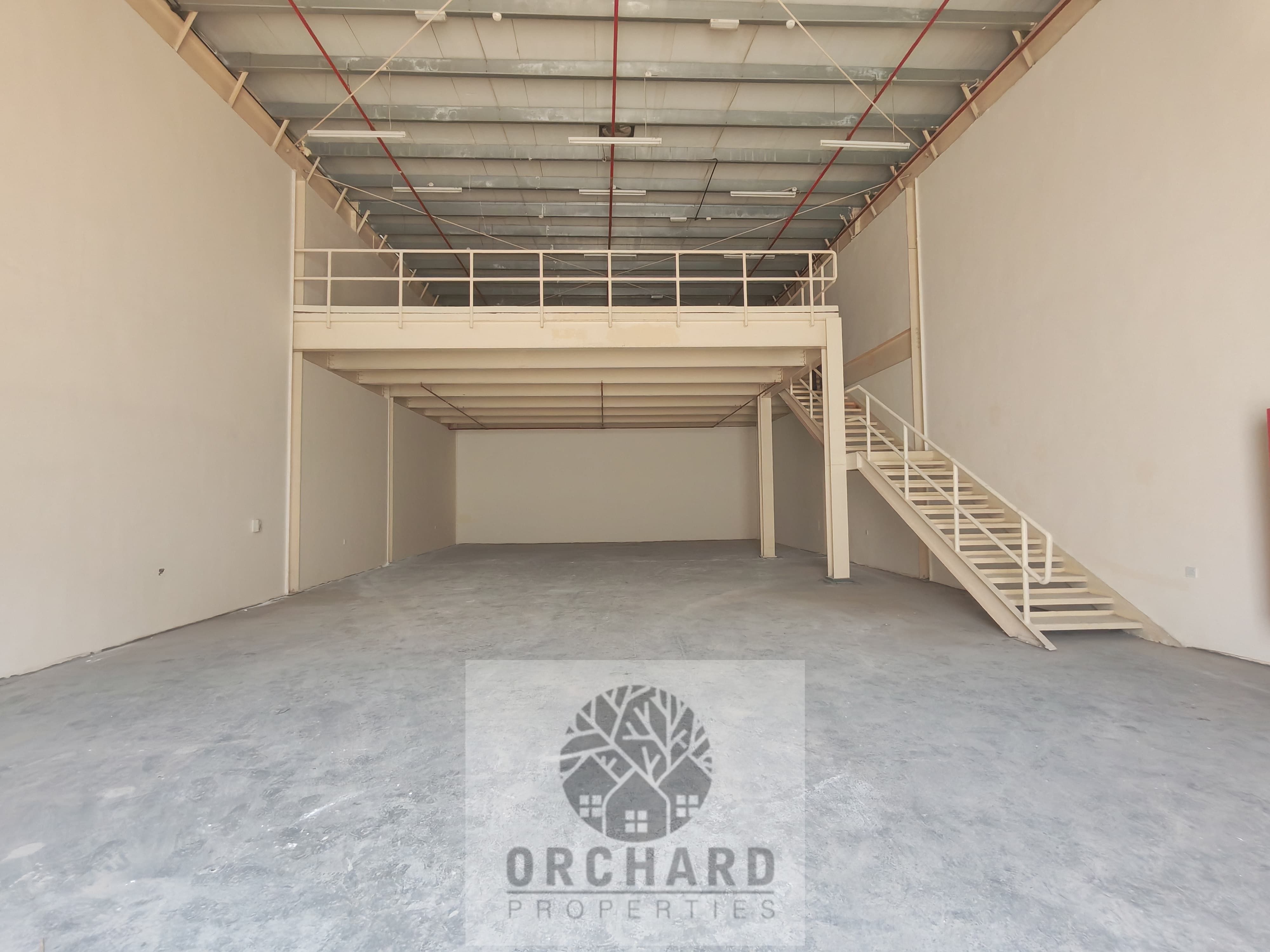 SPECIFIC / WAREHOUSE / 15 KW POWER / 4000 SQFT WITH MAZNINE