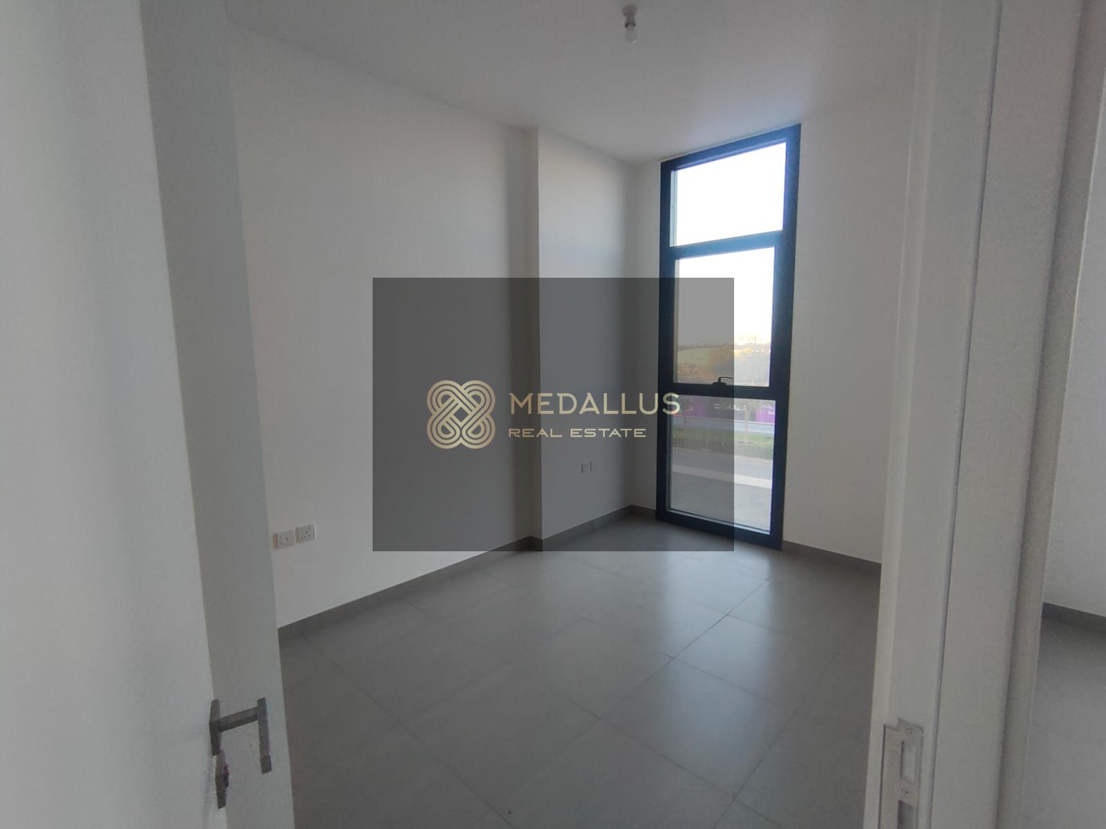 Live Smart in Al Mamsha – Move-In Ready 1 Bedroom Apartment with Modern Design & Prime Location in Sharjah