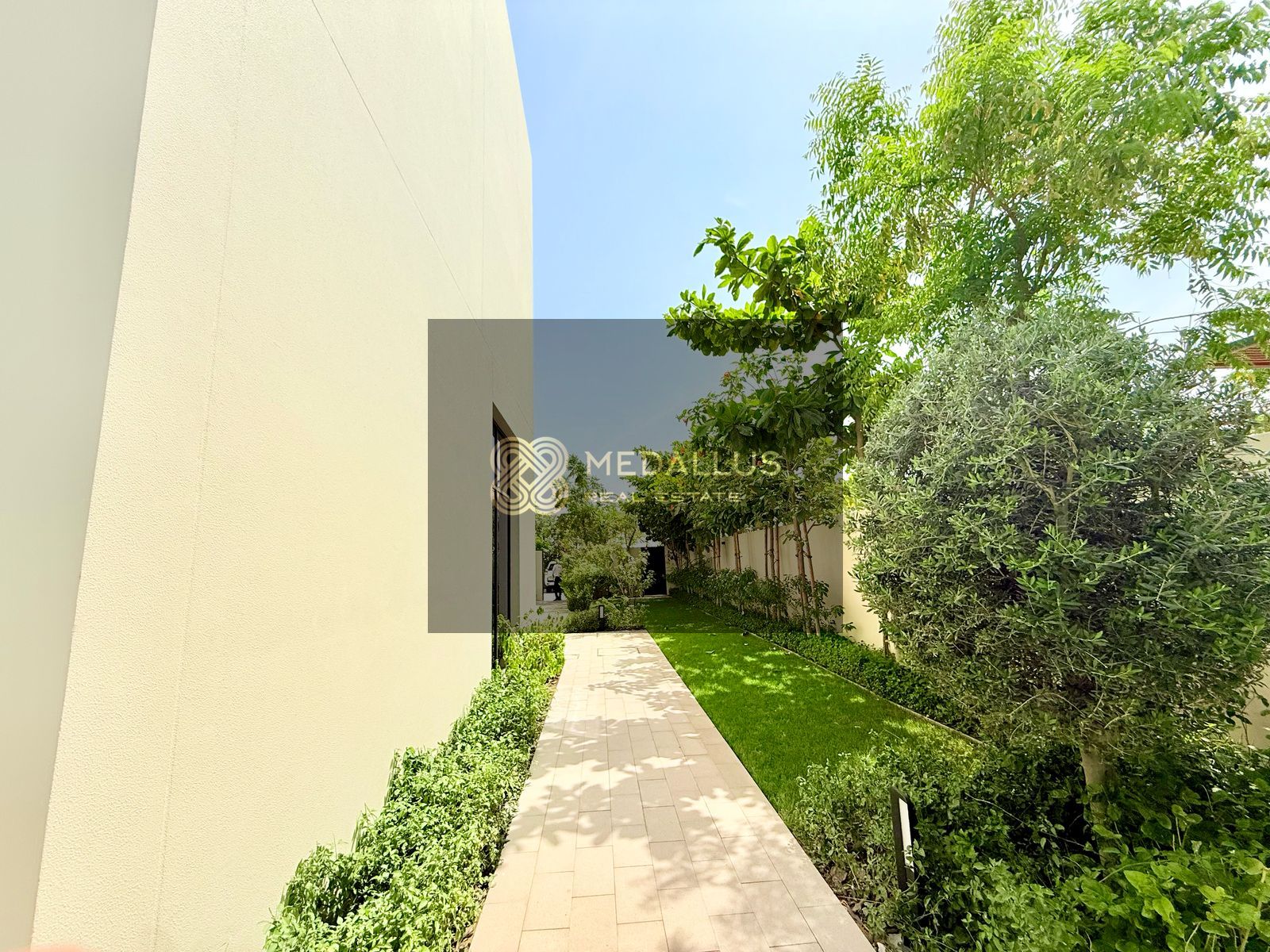 LIVE BY THE LAGOON | MODERN 2BR TOWNHOUSE IN AL HAYYAN | SMART LIVING IN SHARJAH’S GREENEST COMMUNITY