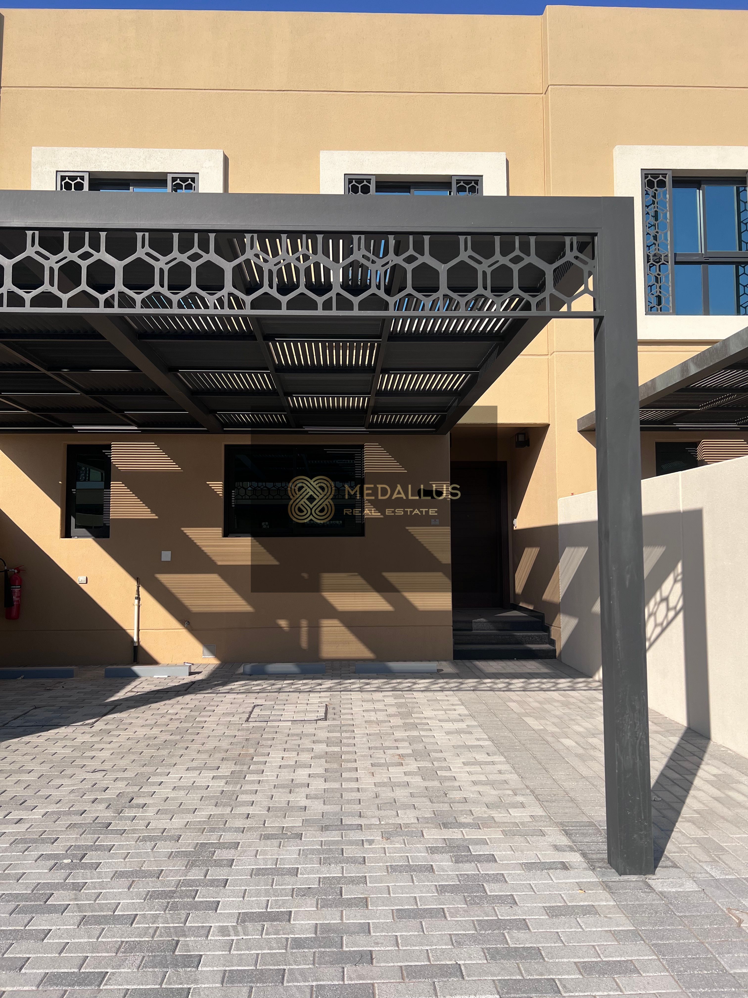 Eco Modern Townhouse | High-Tech Comfort | Secure Setting