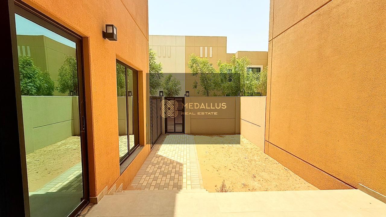 3-Bedroom Homes in Sharjah Sustainable City | Eco-Friendly Living | Smart Villas | Family Community | Low Energy Bills