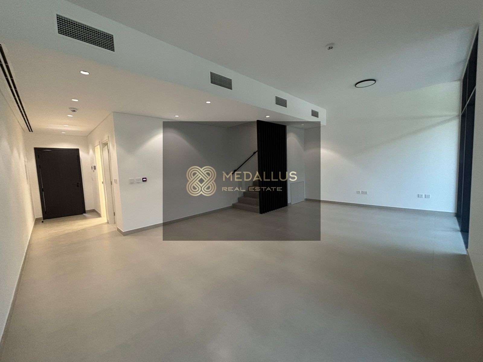 4Br Corner | Generous Size | Great Price