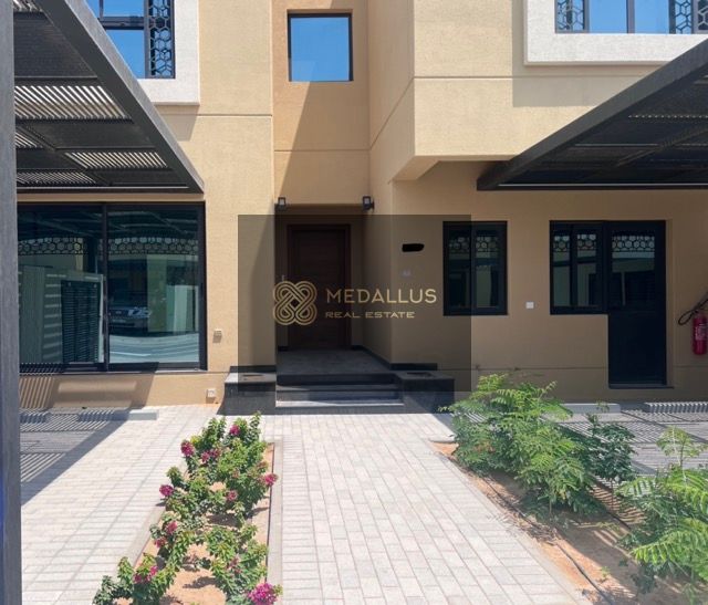 Corner Townhouse with 2 Master Bedrooms | No Service Charges | Gated Community