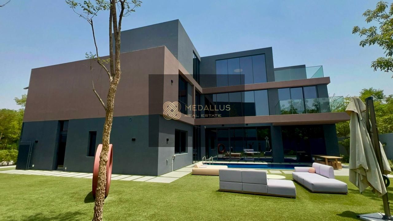 4 Br Villa | Freehold | Prime Location | Golden Visa | Spacious Layout