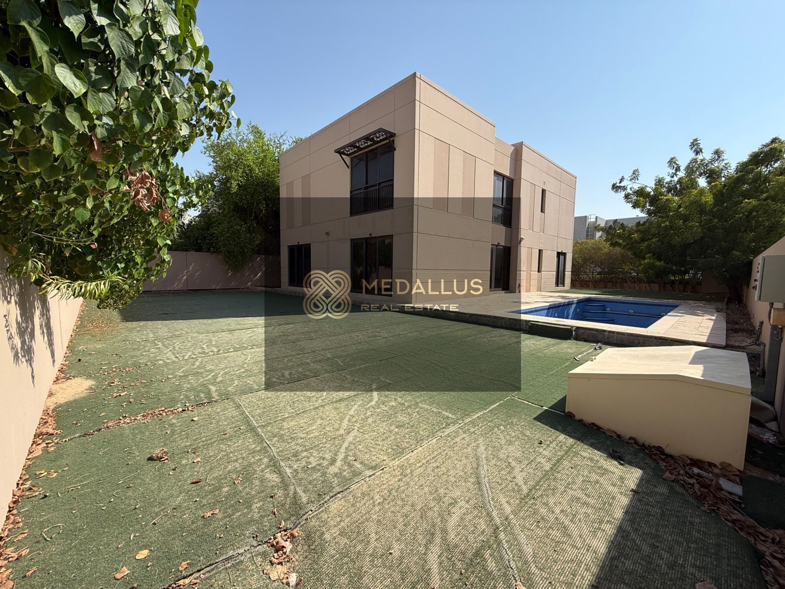 Luxury Villa | Ready | Prime Location