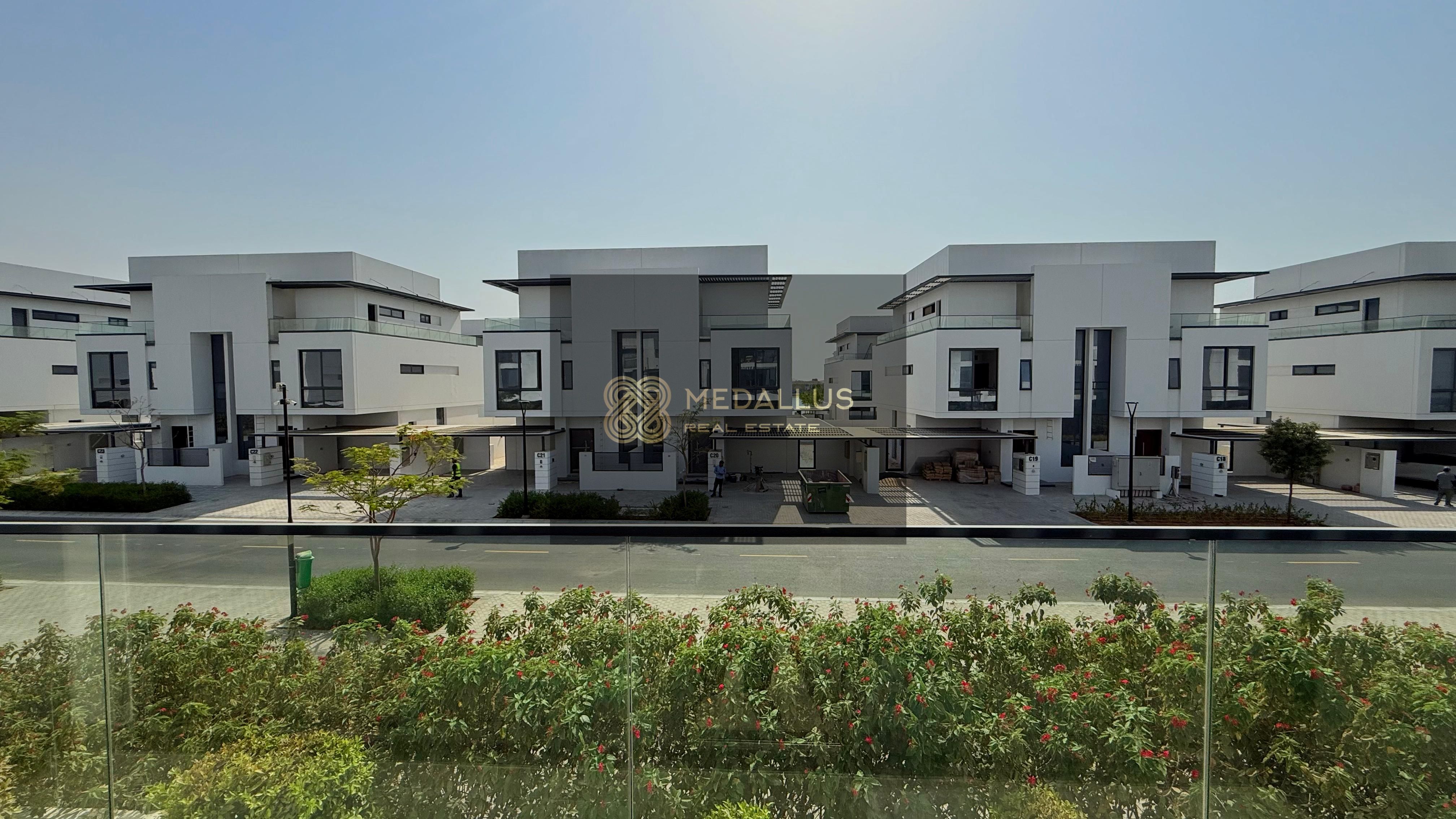 Waterfront Villas | Premium Location | High ROI