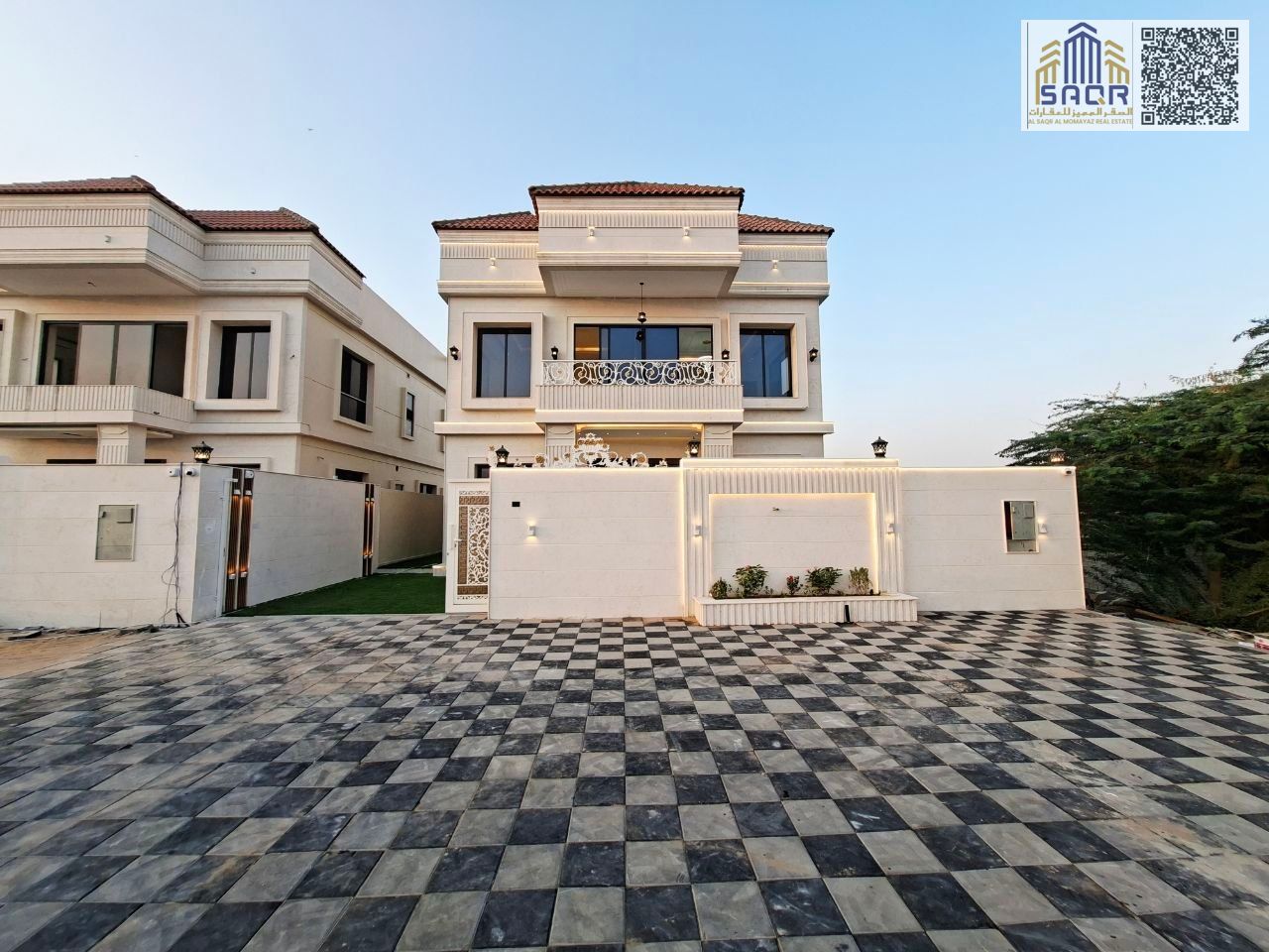 Deluxe Villa with Classic Design / Including Registration and Ownership Fees / 5 Master Bedrooms / Freehold for All Nationalities