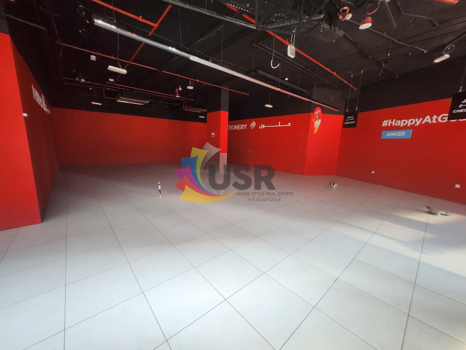 IDEAL RETAIL SHOP FOR SUPERMARKET, CLINIC OR JEWELRY IN PRIME LOCATION OUDMETHA FOR 900K