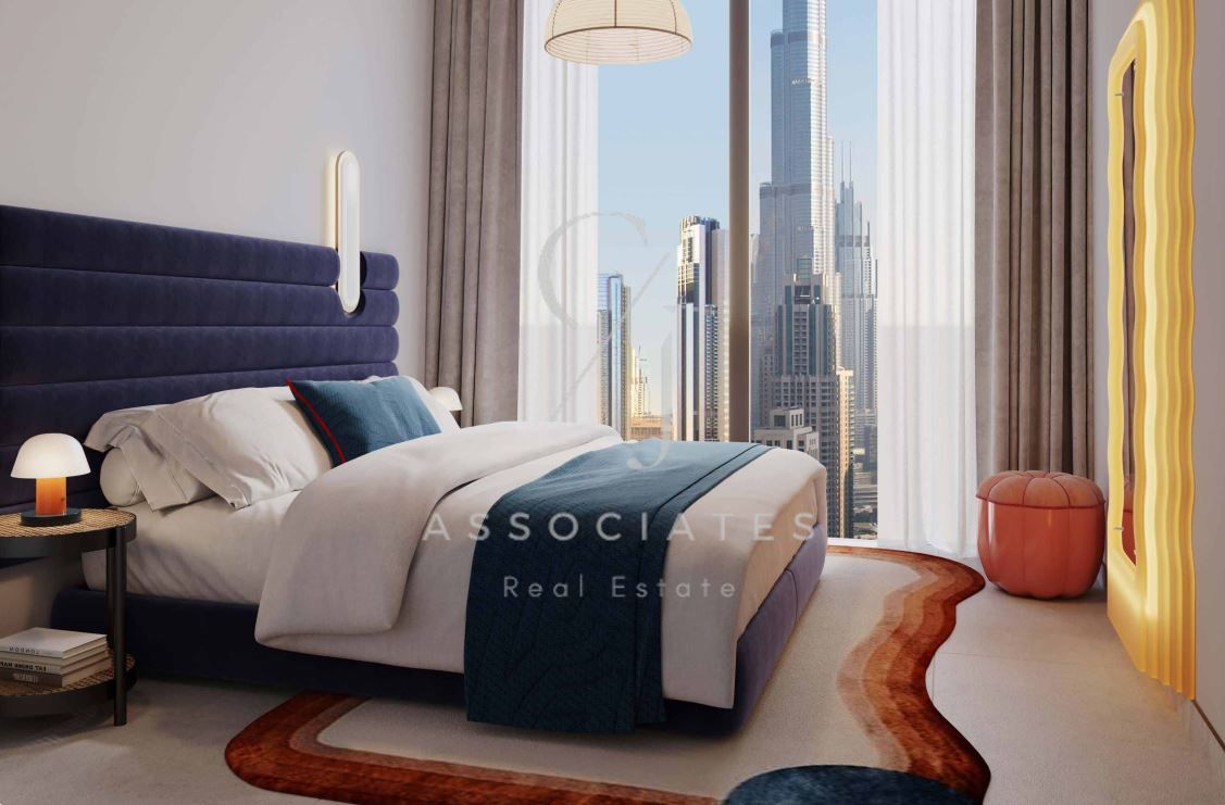 Stylish 1-Bedroom Apartment | Canal View | High Floor