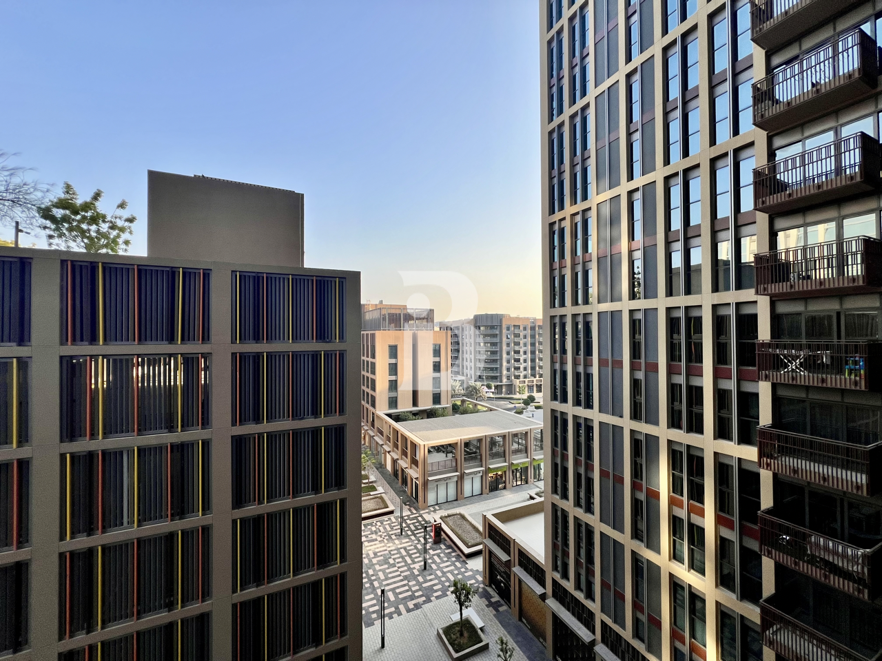 BRAND NEW BUILDING I GREAT AREA I LUMINOUS I