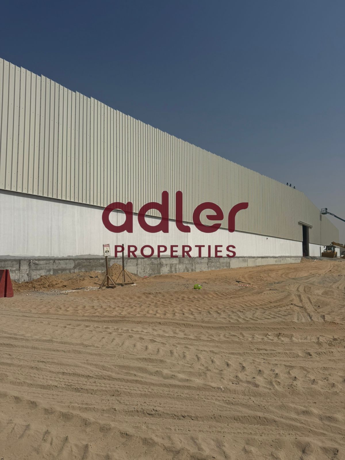 PREMIUM WAREHOUSE SPACE IS NOW AVAILABLE FOR LEASE. MODERN DESIGN. STRATEGIC LOCATION. SCALABLE SOLUTIONS. ”