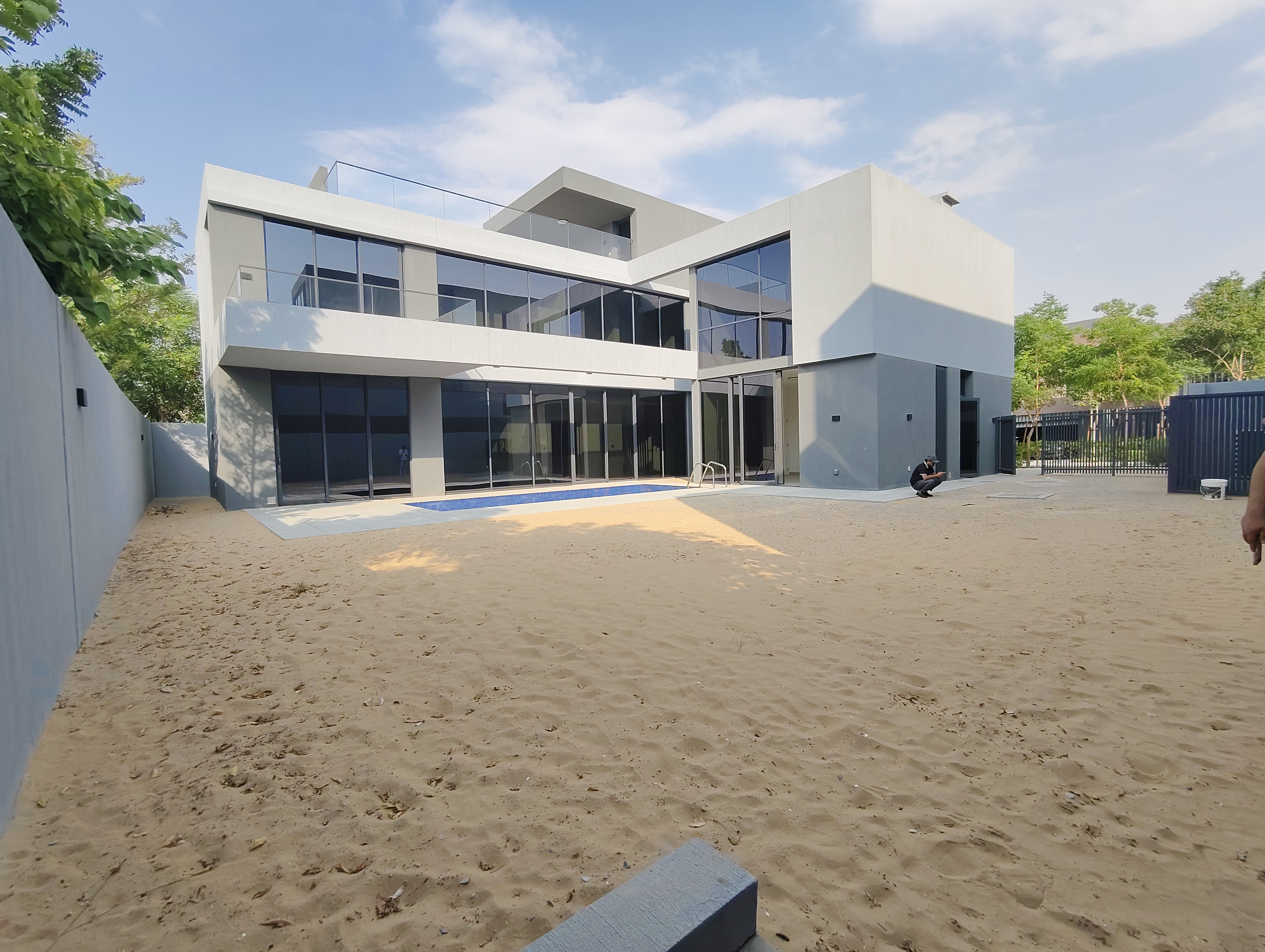 Brand New 5 Bedroom Villa With Pool Good community For Family