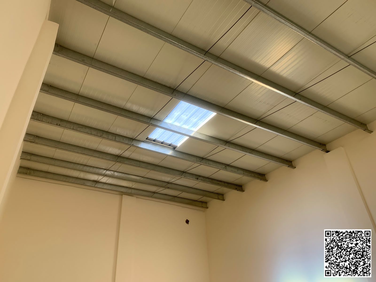 Warehouse for Annual Rent in Al Jurf Industrial 3 – Ajman | 2,000 Sq. Ft | Ideal for Storage or Light Manufacturing | AED 95,000 | 4 Payments | 10% De