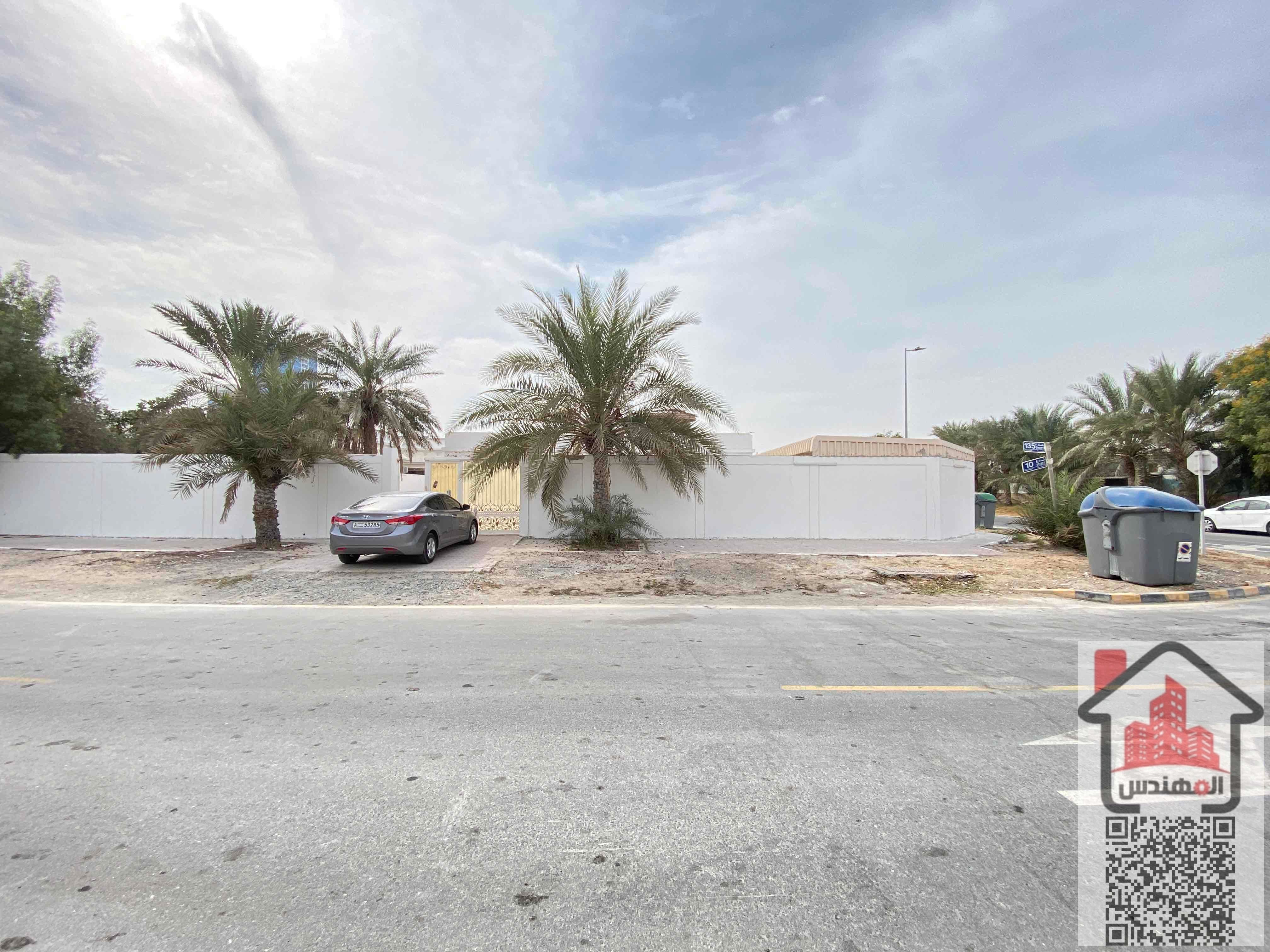 Ground floor villa for rent in Ajman, Mushairef area Corner of two streets Area 15,000 sq ft Internal canopy and large courtyard Consisting of 3 master bedrooms, a living room, a hall, and a maid's room With air conditioning Citizen electricity Required A