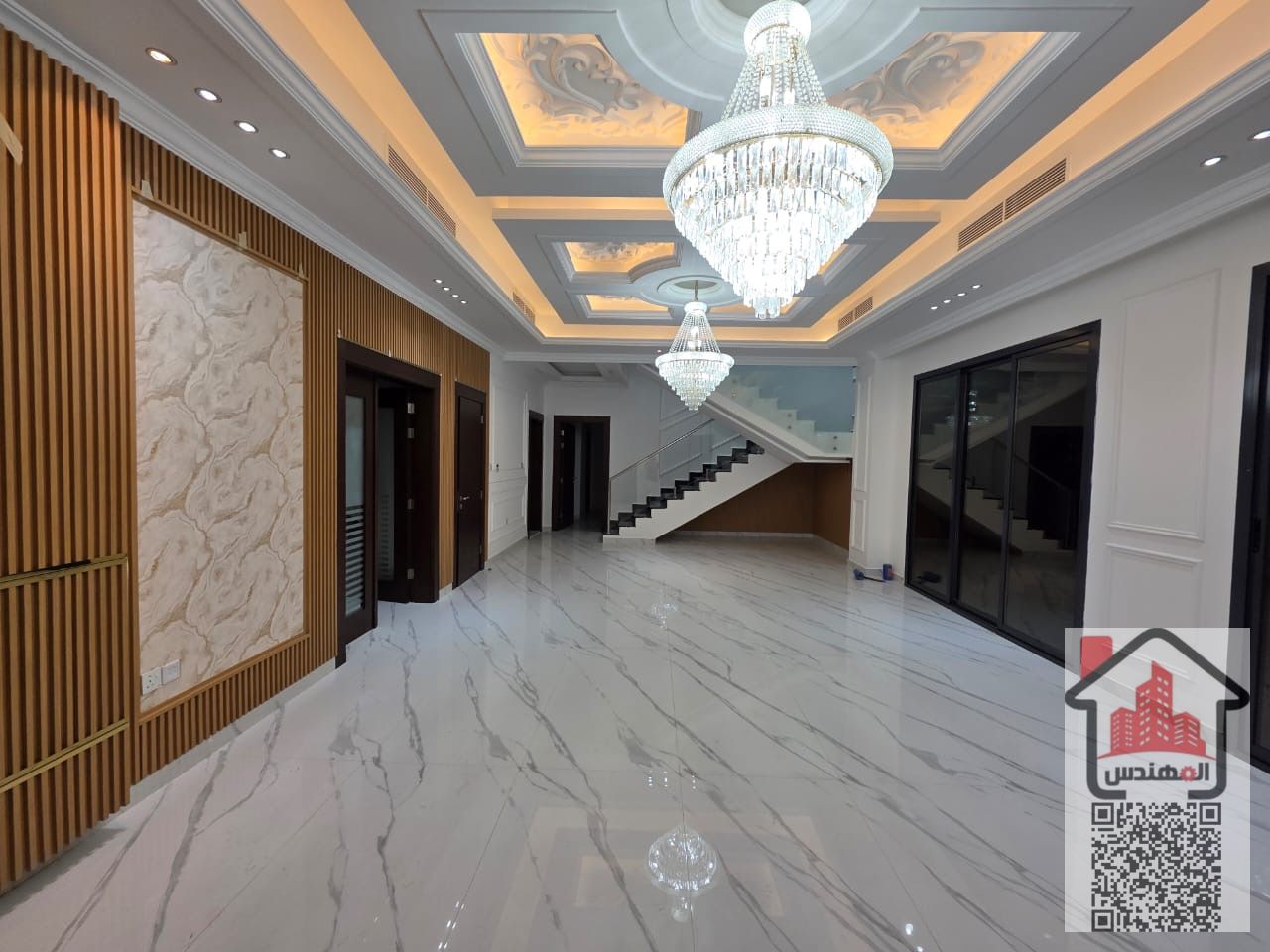 For rent in Ajman, Al Zahya area, first tenant Two floors with a swimming pool 5 master bedrooms, 2 halls, a sitting room, a kitchen, a maid's room, and a fully equipped villa with electricity and air conditioning Ask 145,000 dirhams