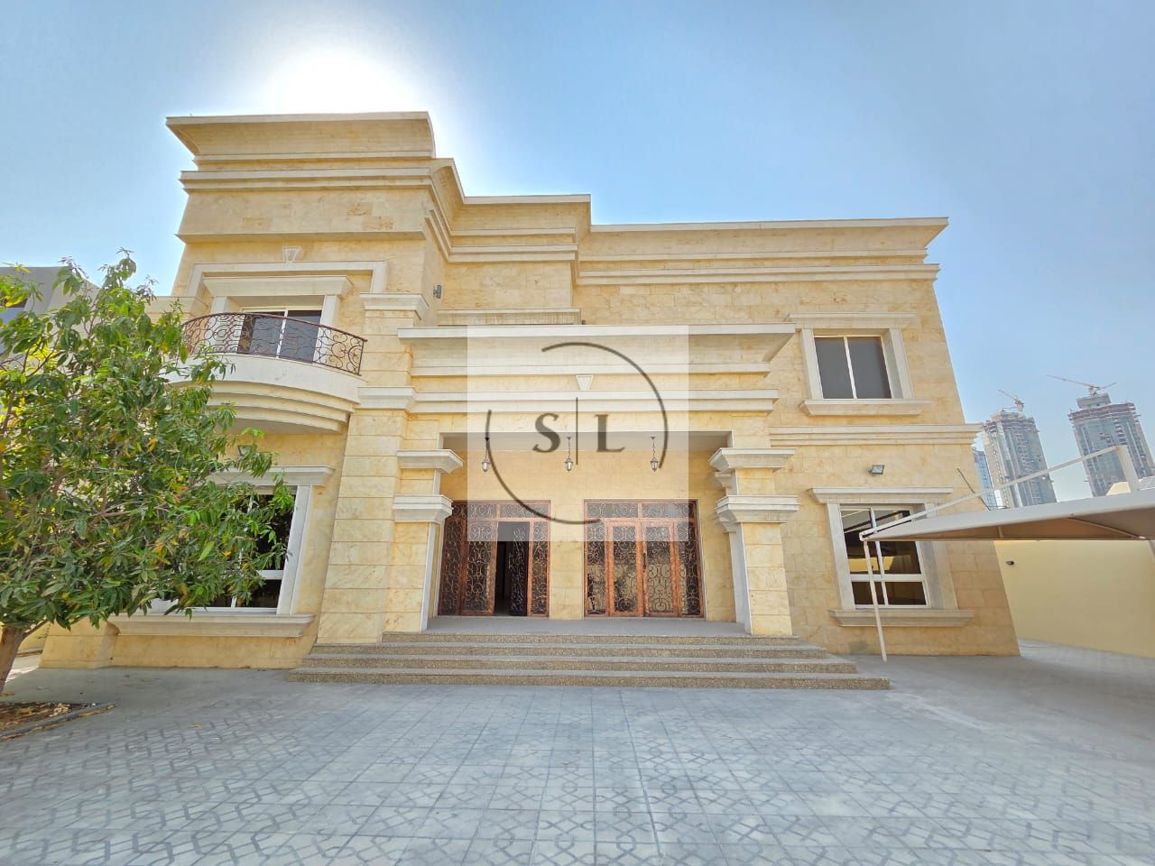 Elegant Family Villa with Elevator and Large Living Spaces