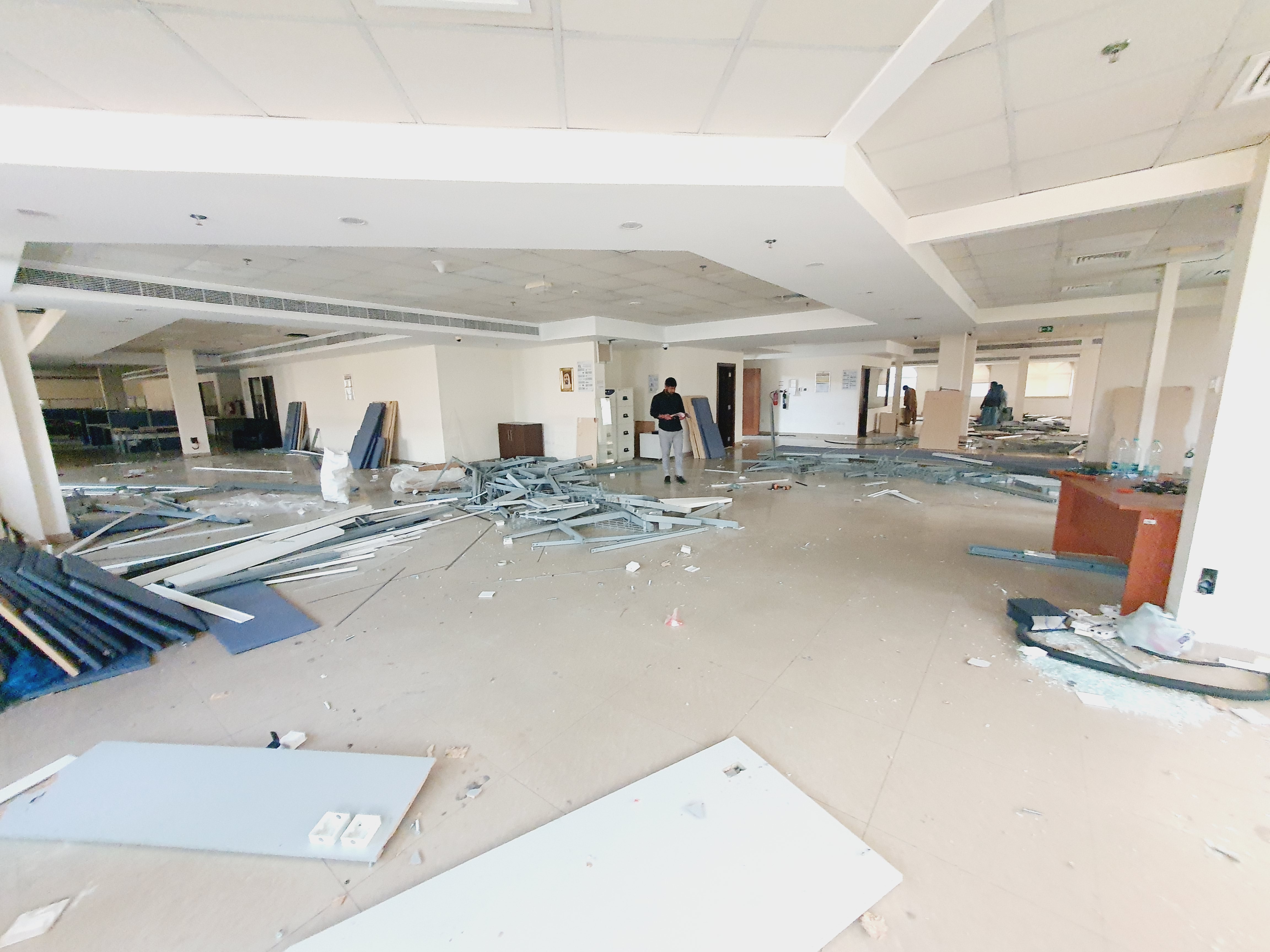 Full floor office only for commercial in New Muwaileh with 4 Elevator price 1.5 million