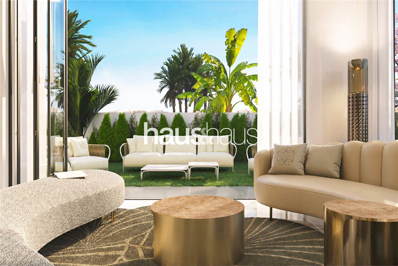 Spacious I Opposite Pool and Park I Middle Unit