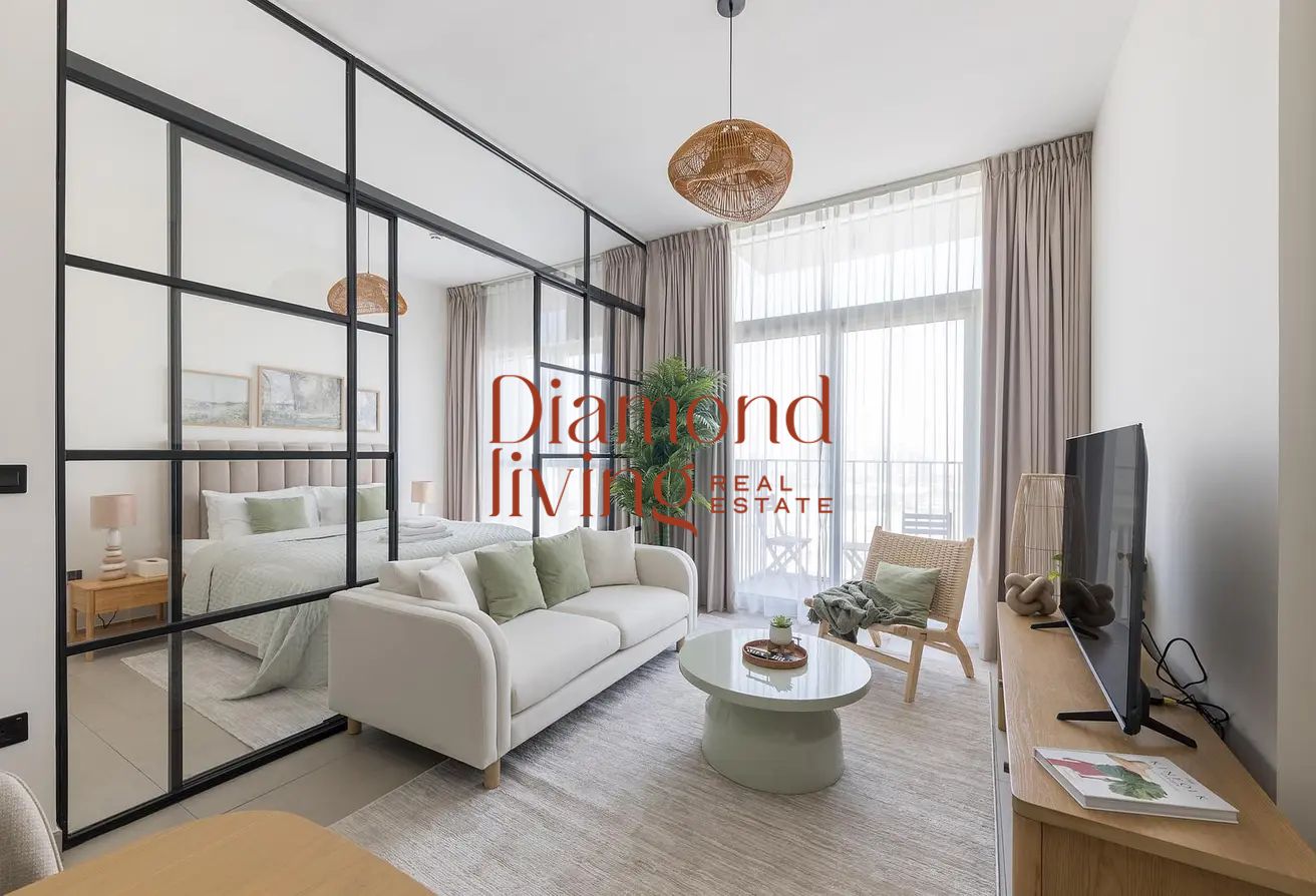 Spacious Layout | Coner | Pool View