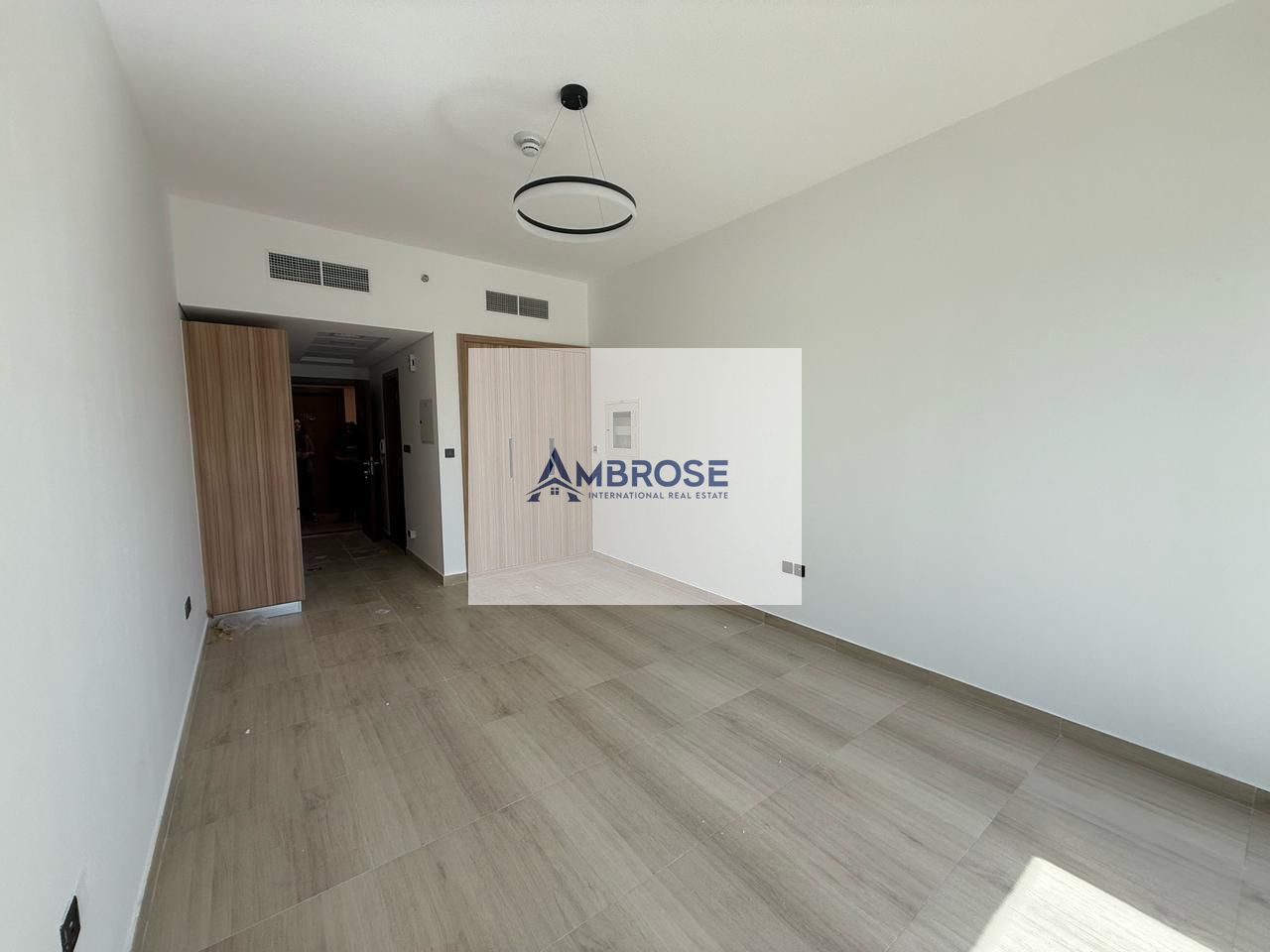 Pool View | Spacious | Fitted Kitchen
