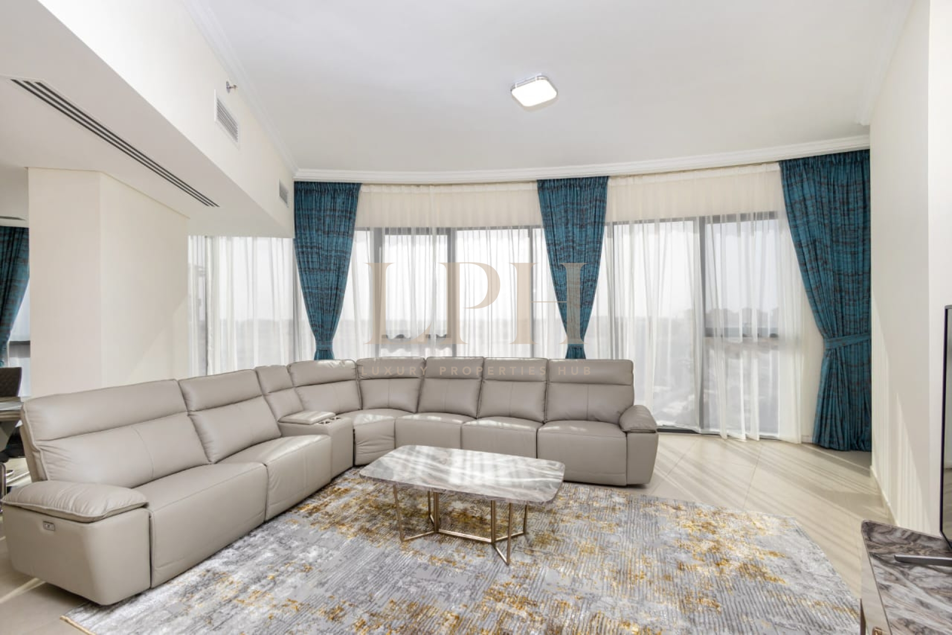 Full Panoramic | Furnished | Multiple Options