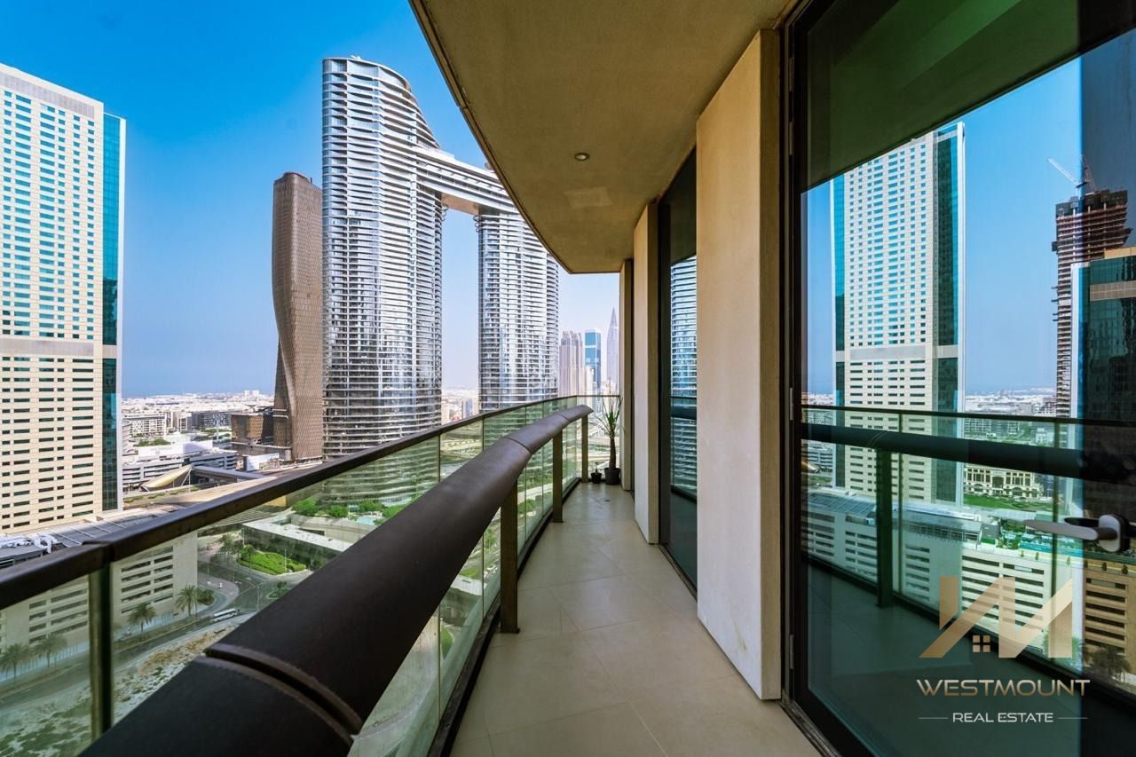 Spacious 2-Bedroom Apartment | Stunning Sea View | Downtown | Unfurnished