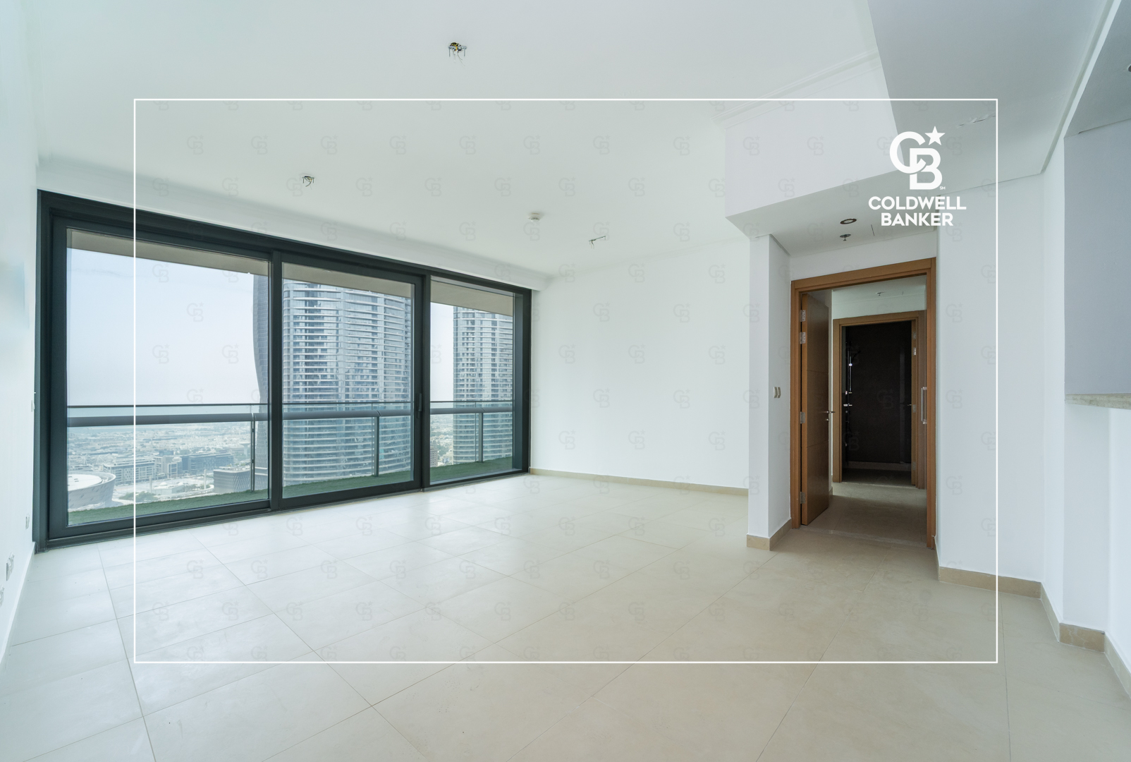 Direct Mall Access | Spacious | Downtown View