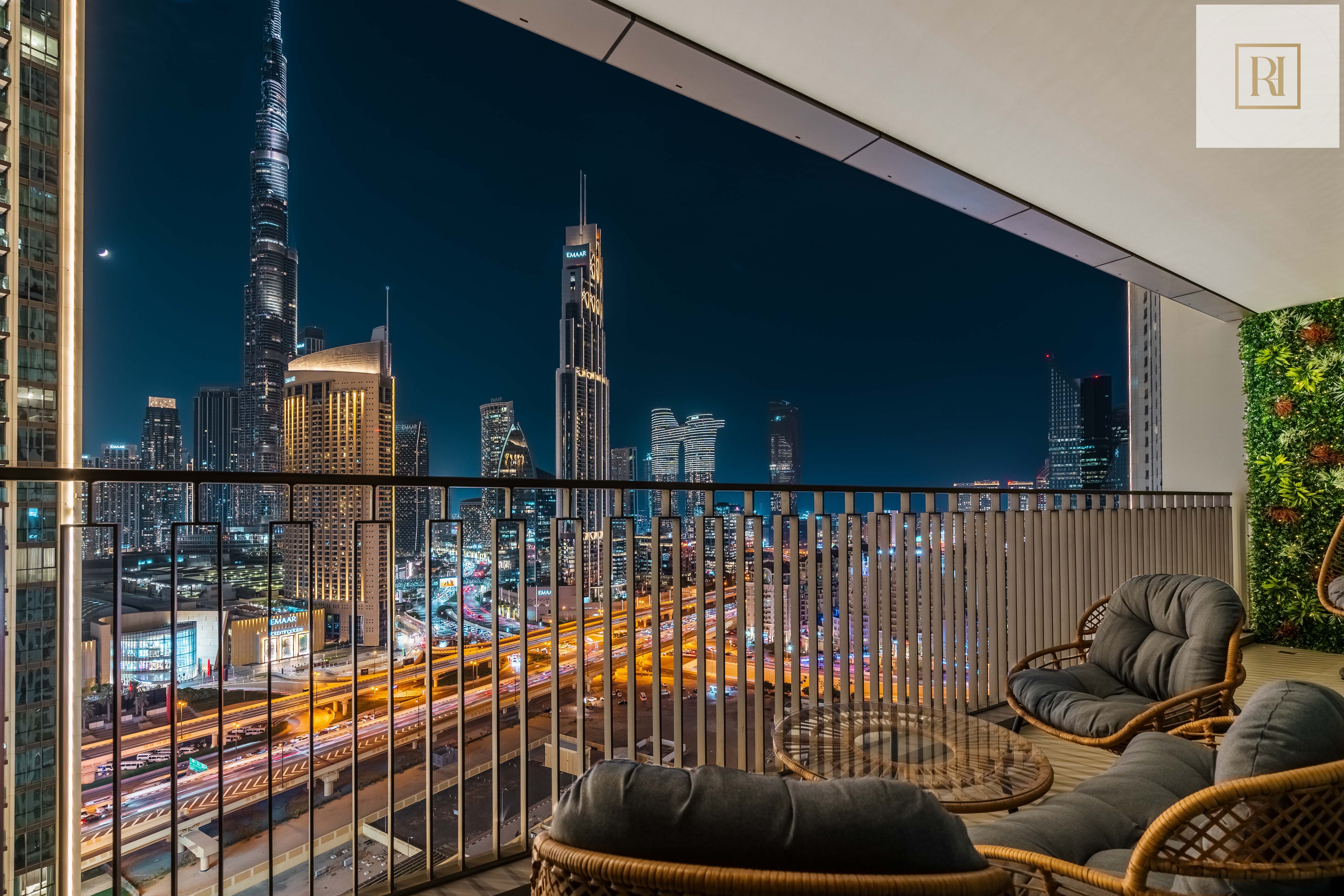 Prime Location Full Burj View 2 min to Dubai Mall I Monthly Stays