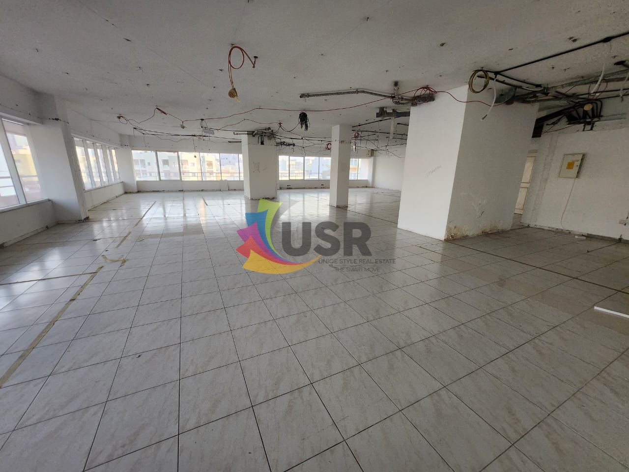SPACIOUS AND VACANT | SEMI-FITTED OFFICE | PERFECT FOR BUSINESS 230K