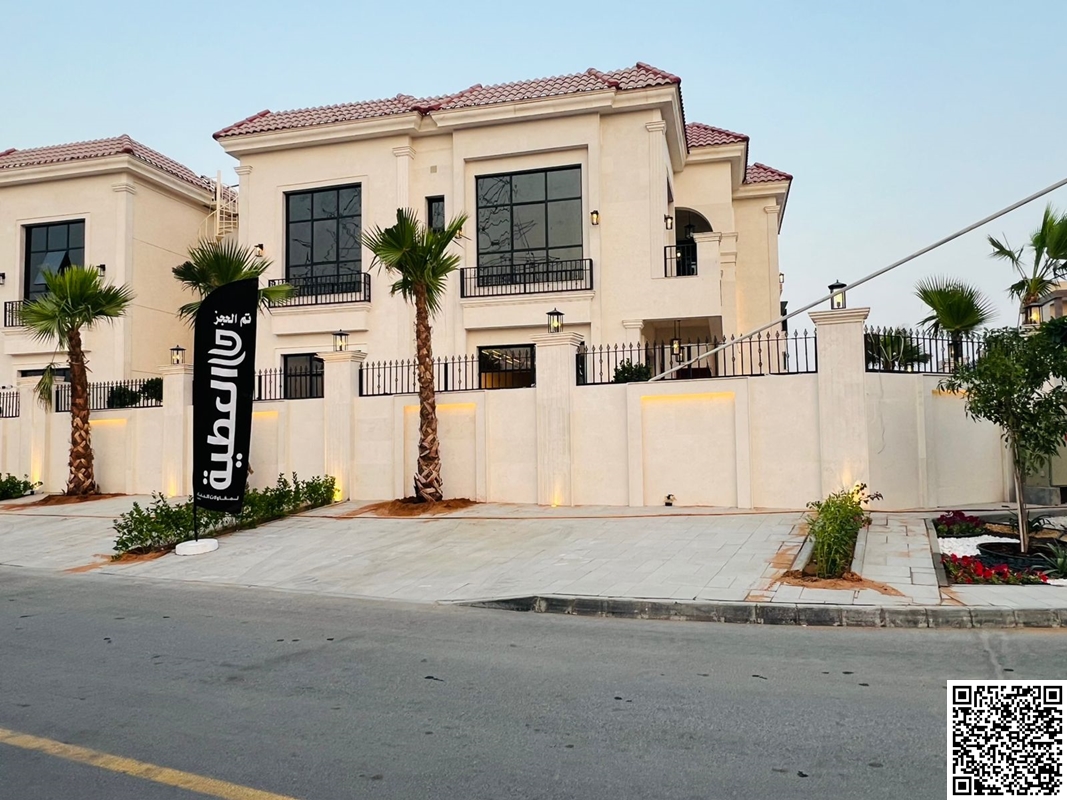 Luxury two-storey villa on the corner of two streets with a swimming pool - with electricity and water - Al-Yasmine