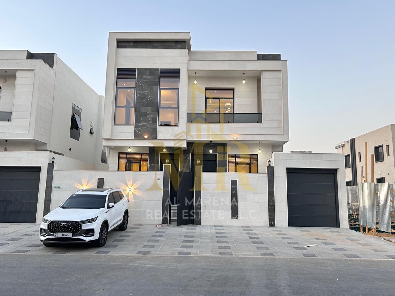 Luxury villa with modern design in Al Bahia. Live in luxury in a charming villa at an attractive price, including air conditioning.