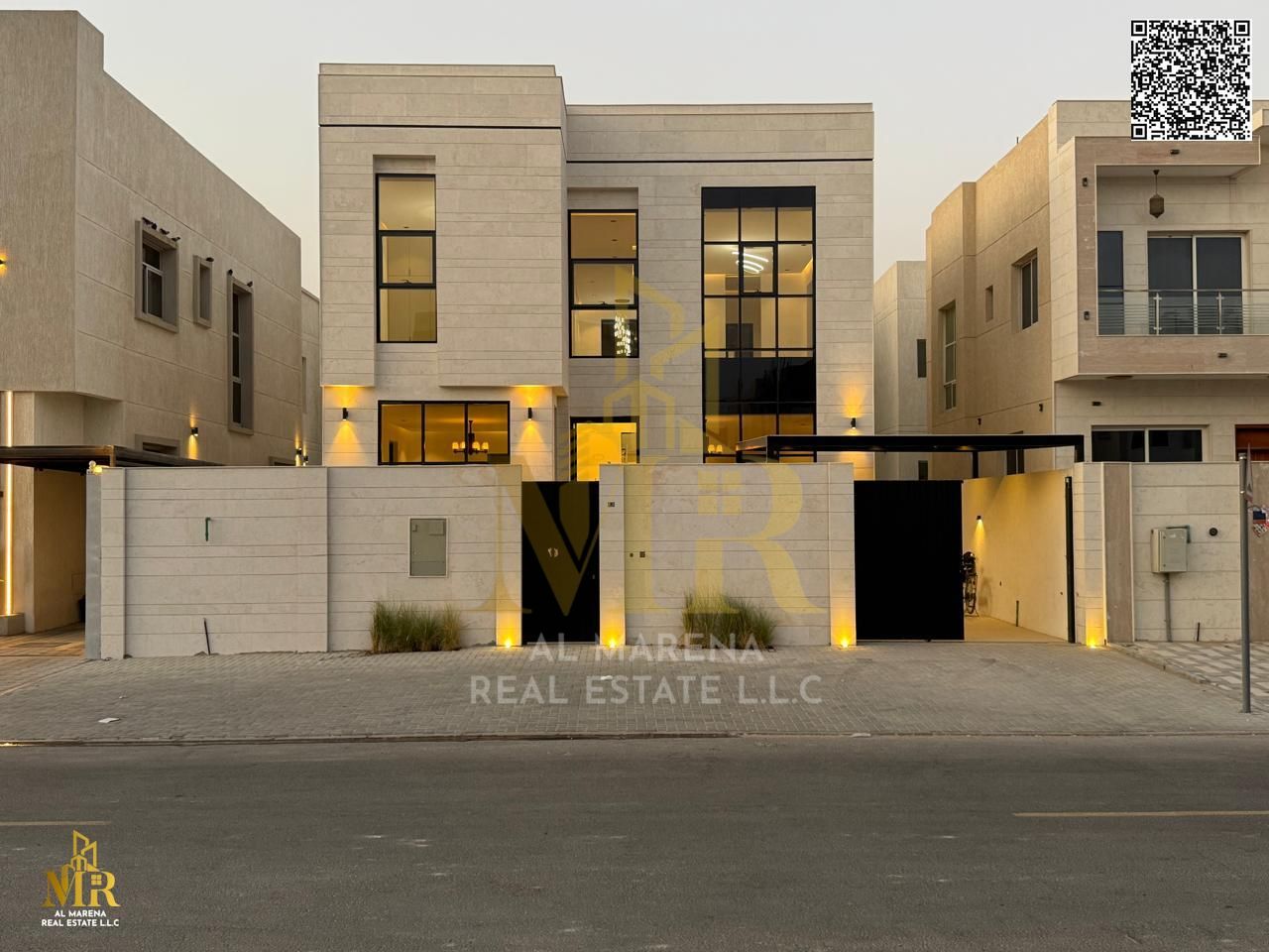 For sale, a villa with personal finishing, first inhabitant, paved streets, excellent location, and excellent price
