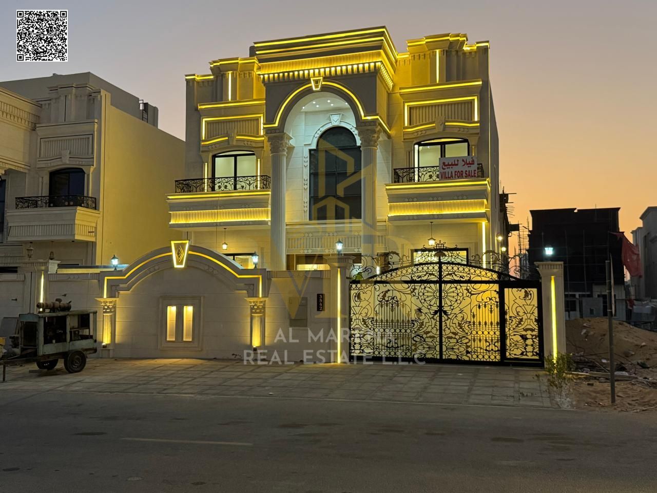 Classic villa with two floors and a roof on the main street, ready for occupancy in the most prestigious areas of Ajman, freehold