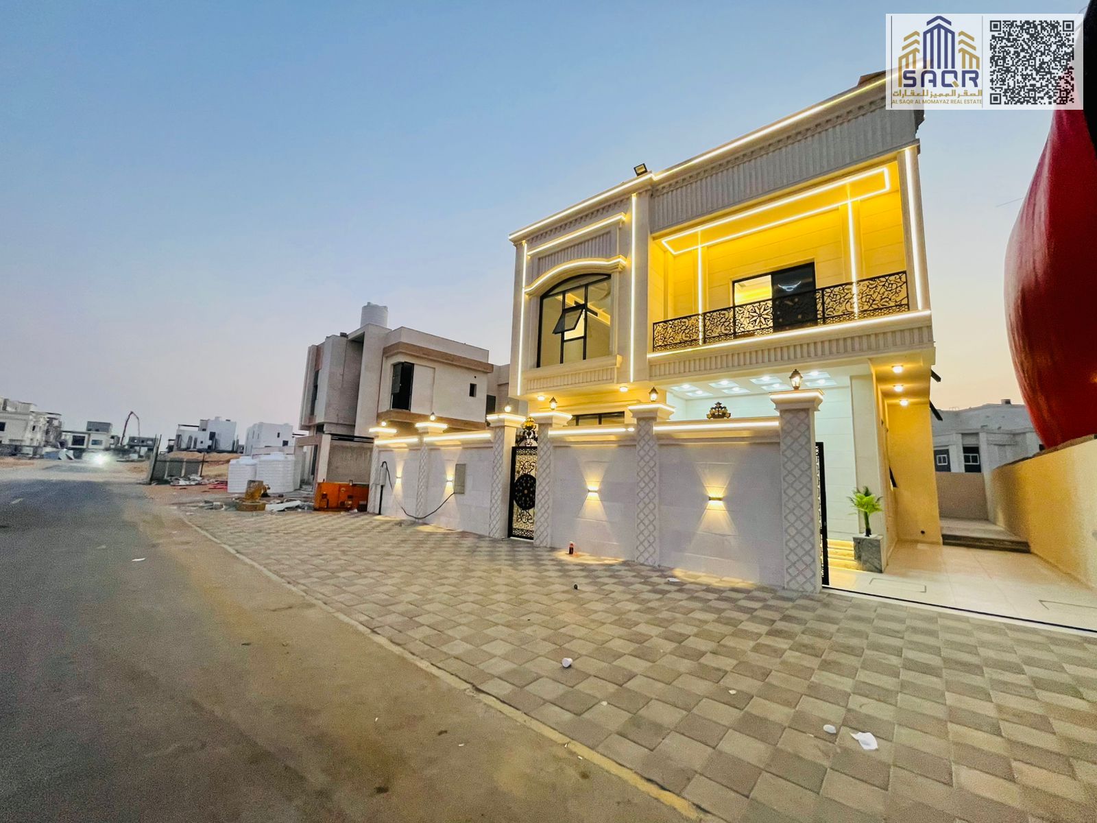 At a bargain price, turnkey delivery without any fees, ready for immediate occupancy, including everything, ground floor and first floor with a roof,