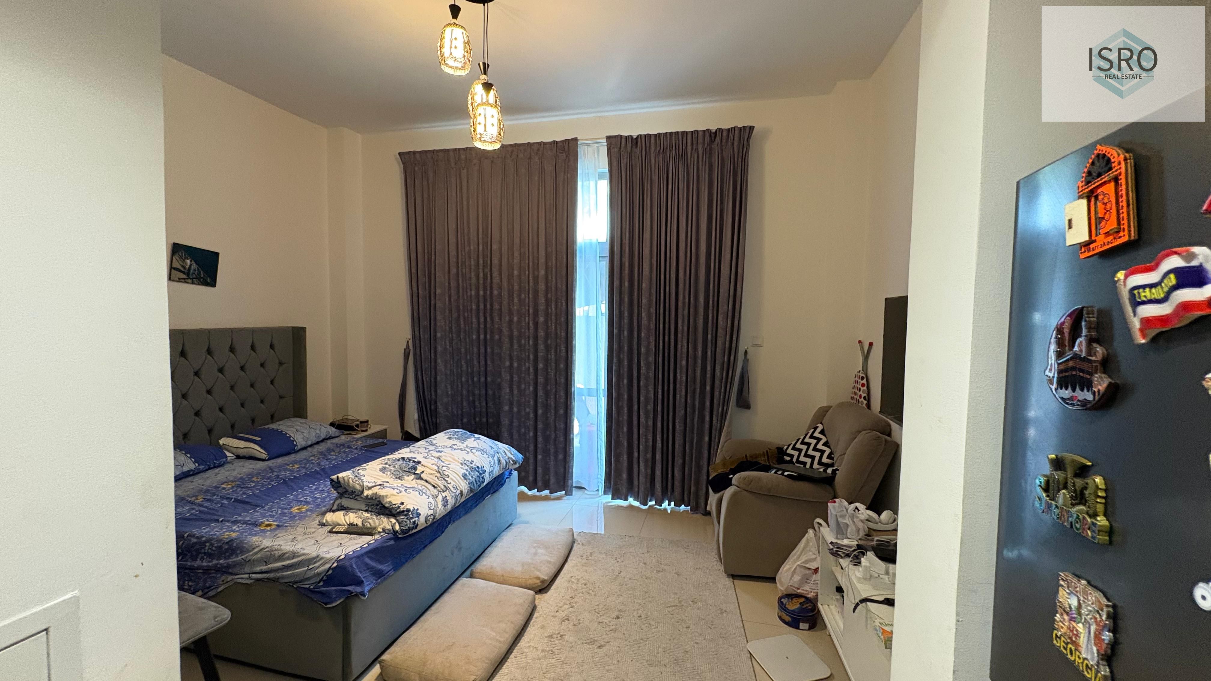 Lavish furnished studio with garden area