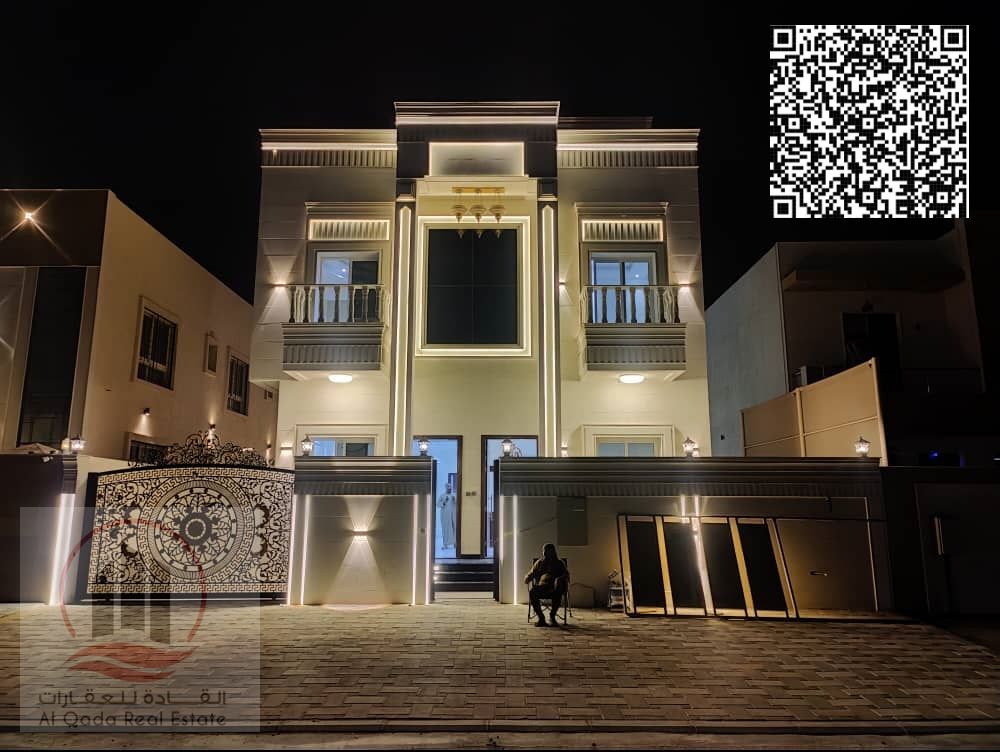 Luxury villa for sale in Al Zahia with 6 rooms and a roof