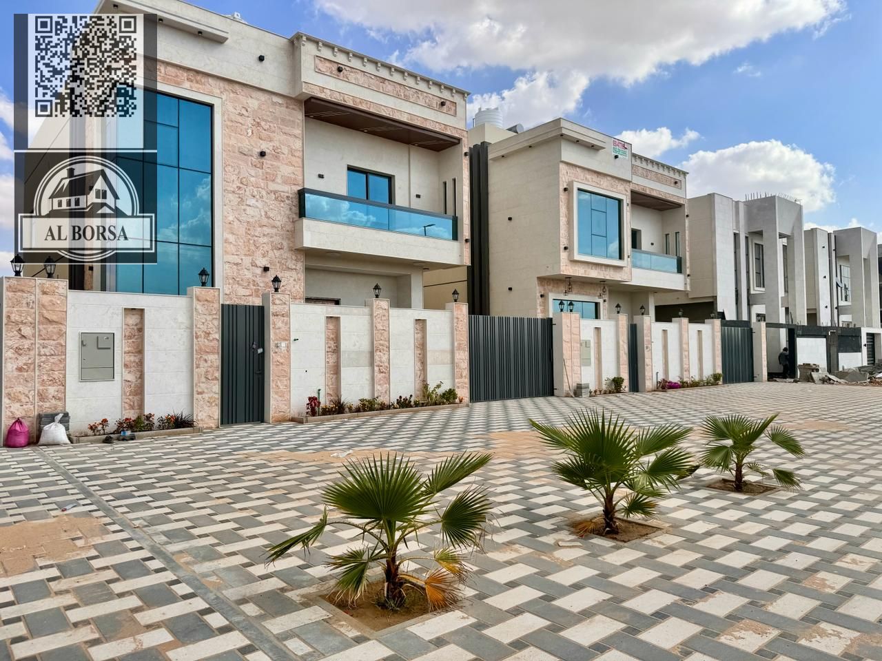 Luxury villa for rent in Al Helio 2 - Ajman | Prime location on the main road | 5 master bedrooms + living room + maid's room | Large area and luxurio