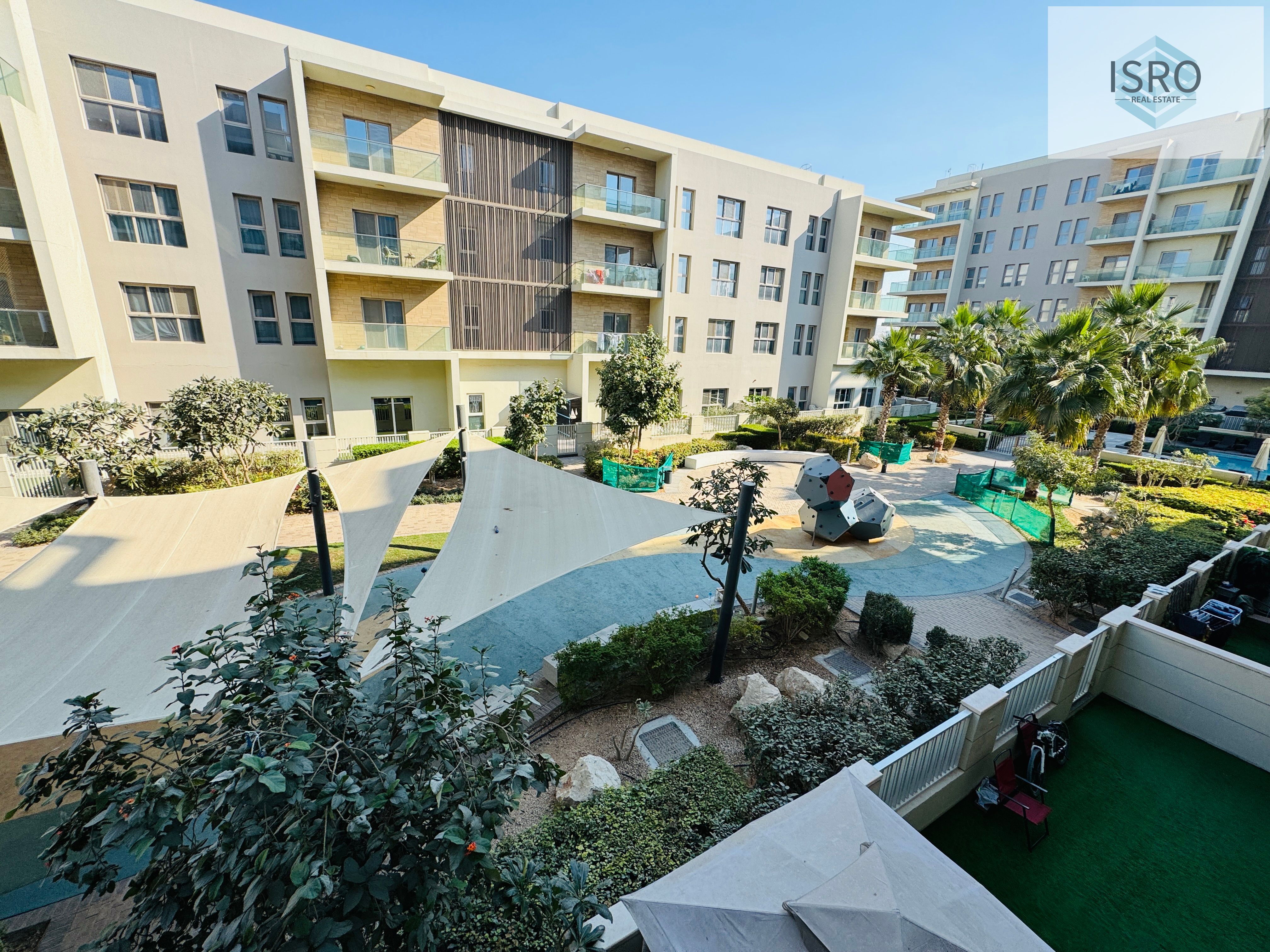 ONE BEDROOM 2 WASHROOM READY TO MOVE GATED COMMUNITY
