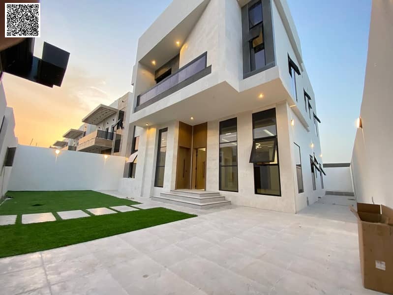 For sale, a luxurious, modern two-story villa, including registration and ownership fees, high-end finishes, and freehold for all nationalities.