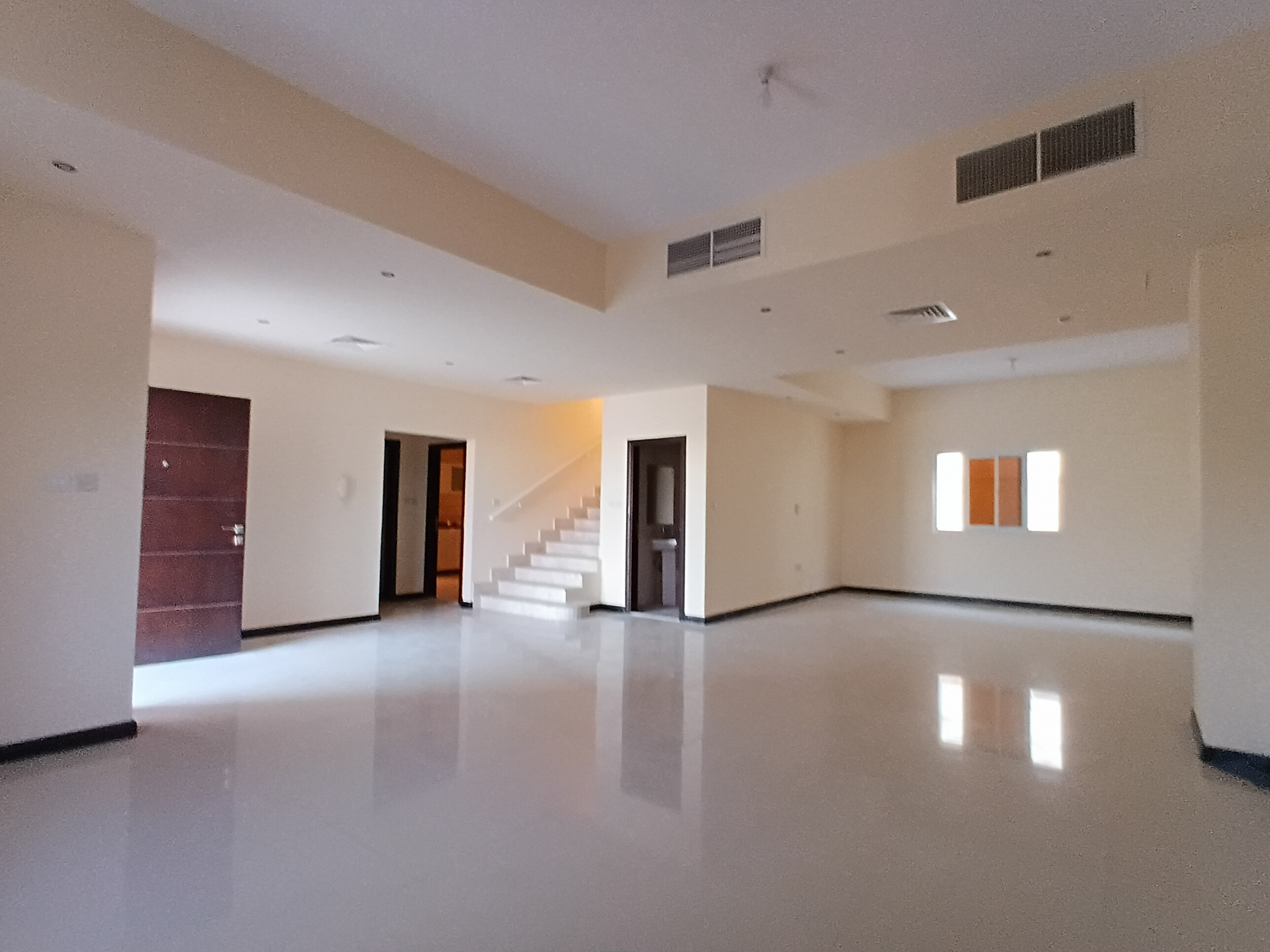 Luxurious 4BR villa maid room just 115k