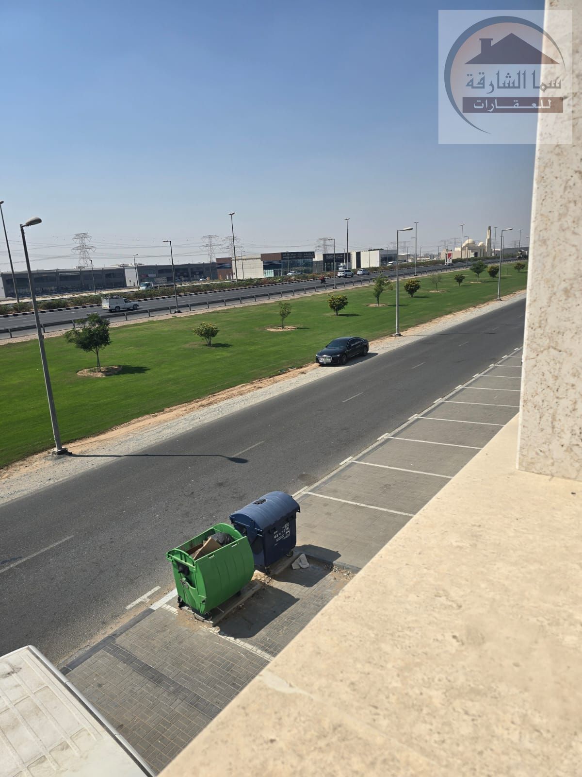 Office for rent in Al-Hawshi, one room and a hall